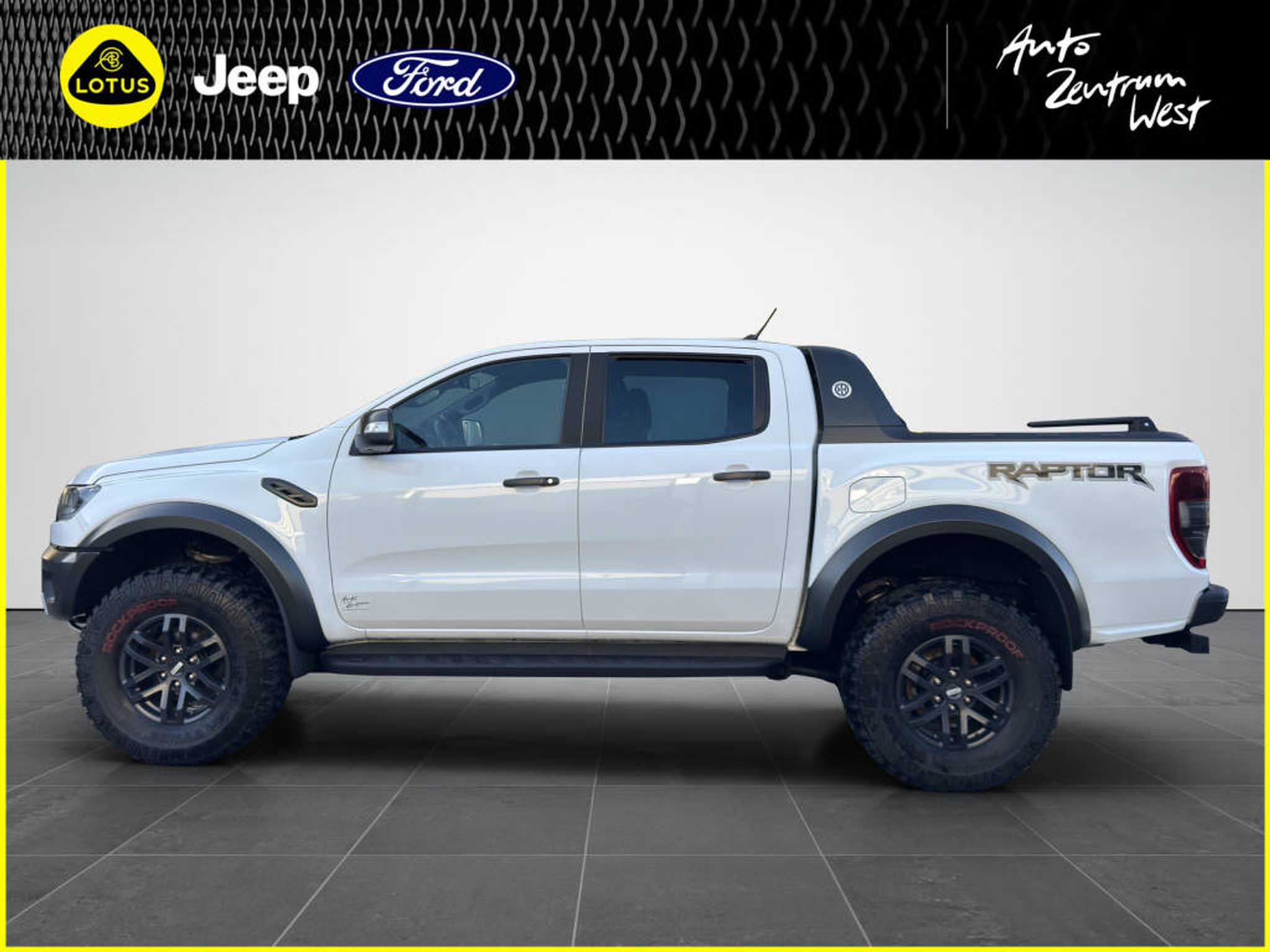 listing desktop thumbnail image 1