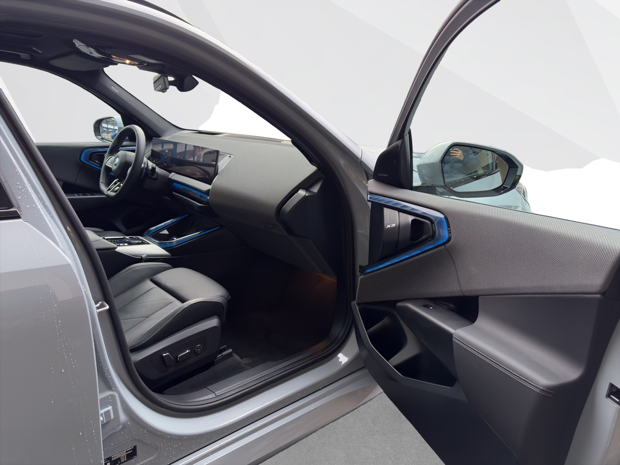 listing desktop thumbnail image 16