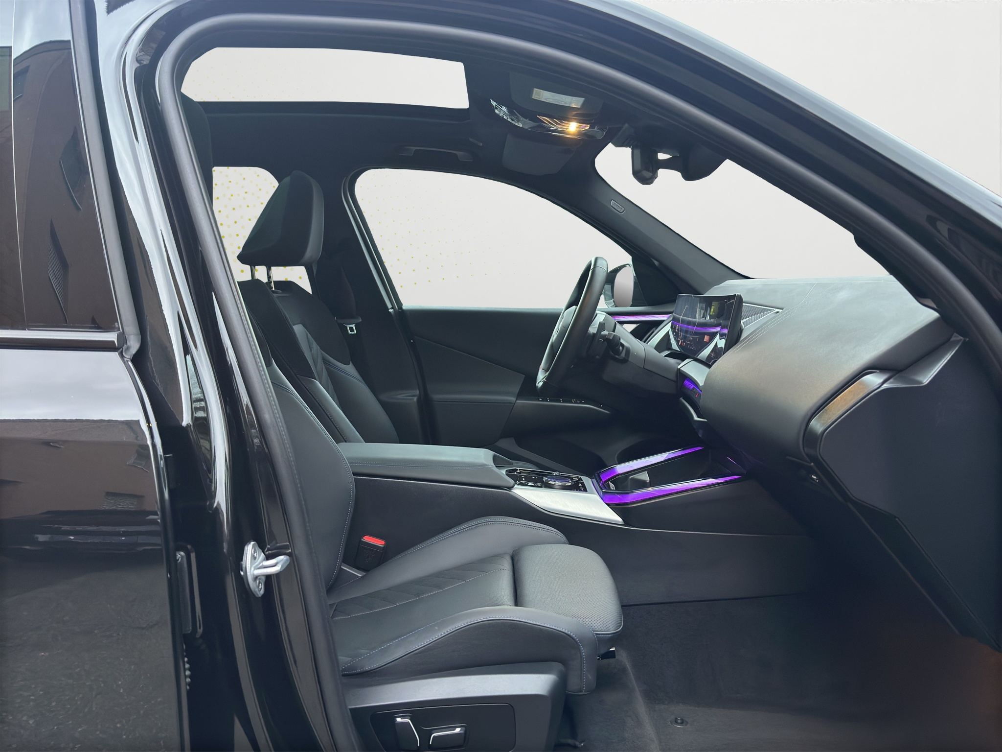 listing desktop thumbnail image 11