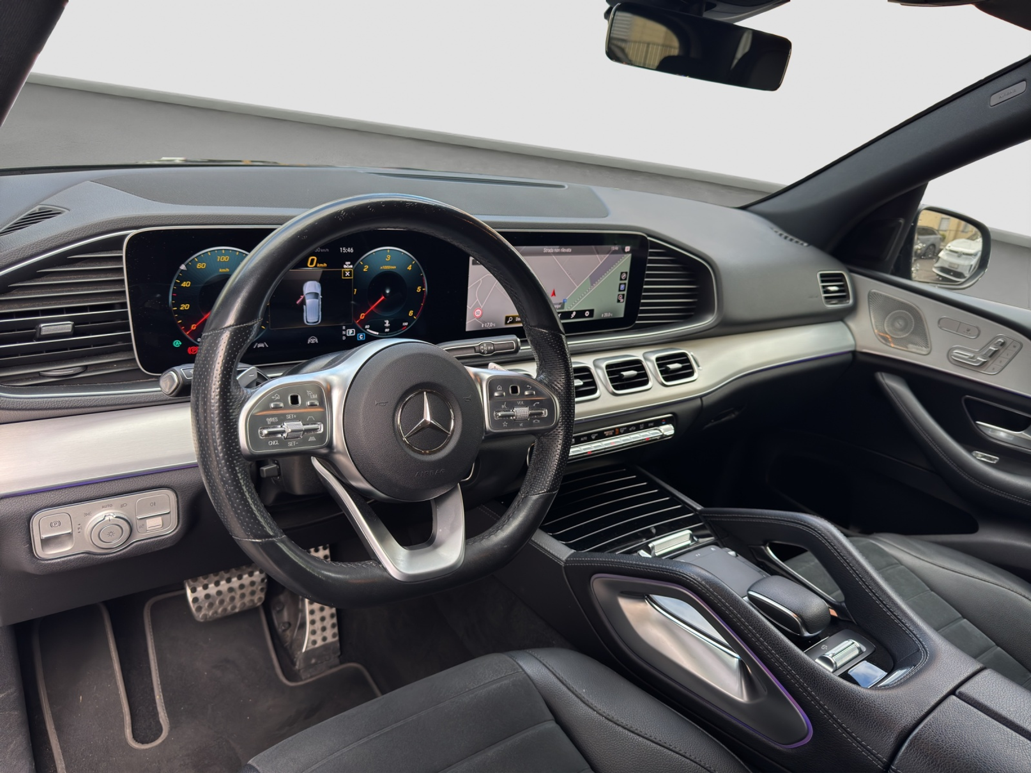 listing desktop thumbnail image 6