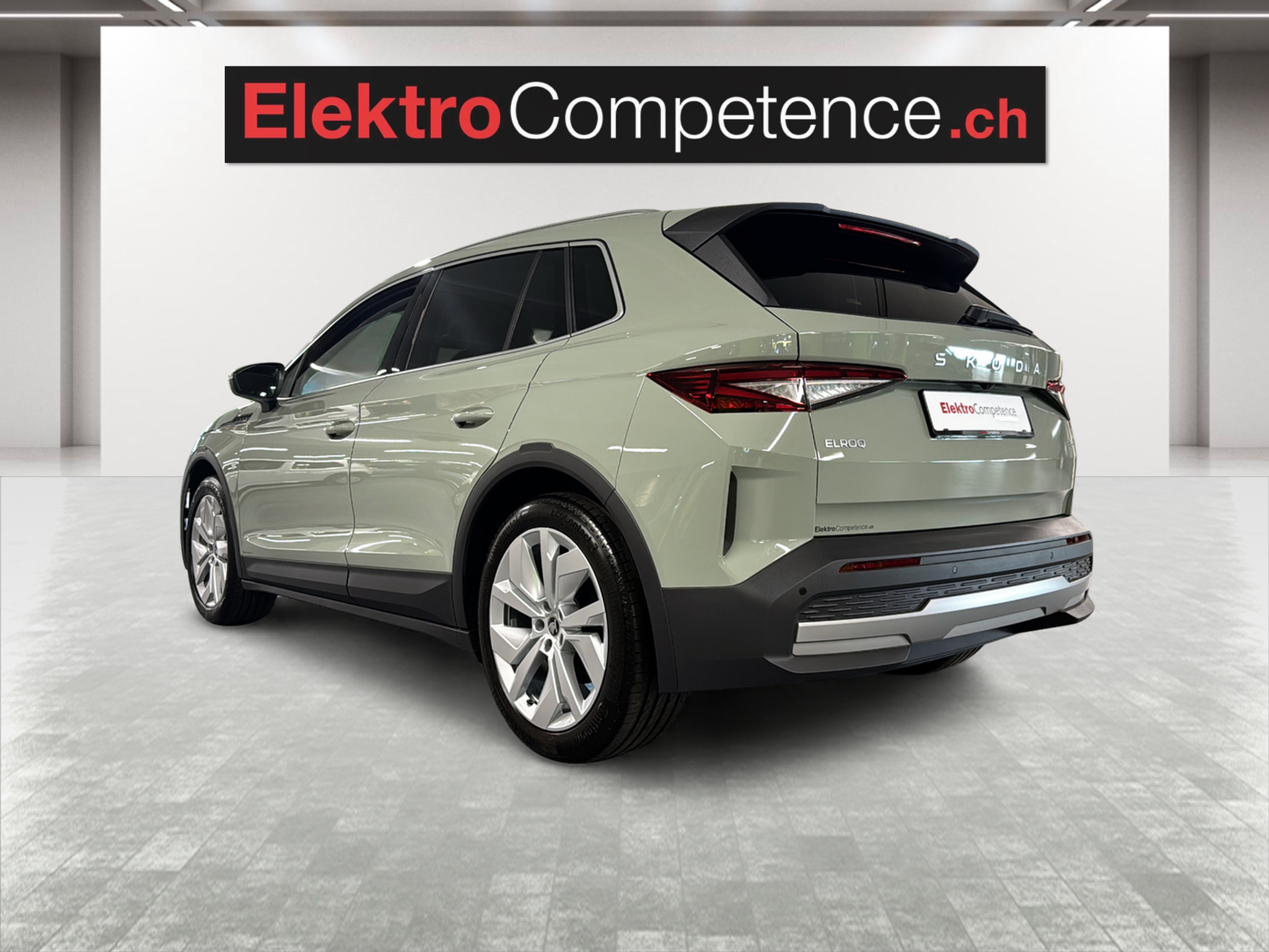 listing desktop thumbnail image 3