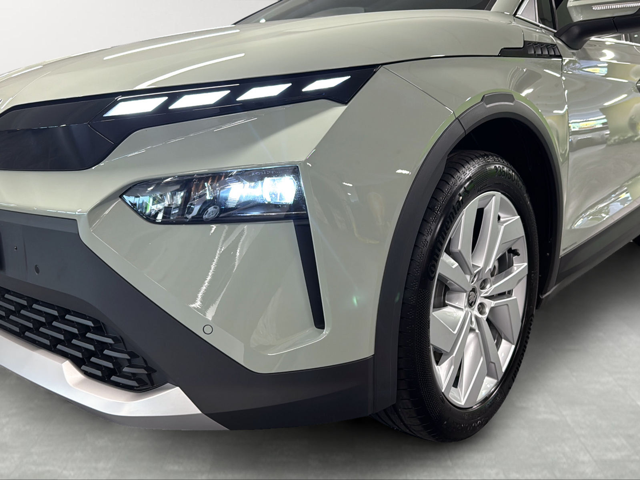 listing desktop thumbnail image 6