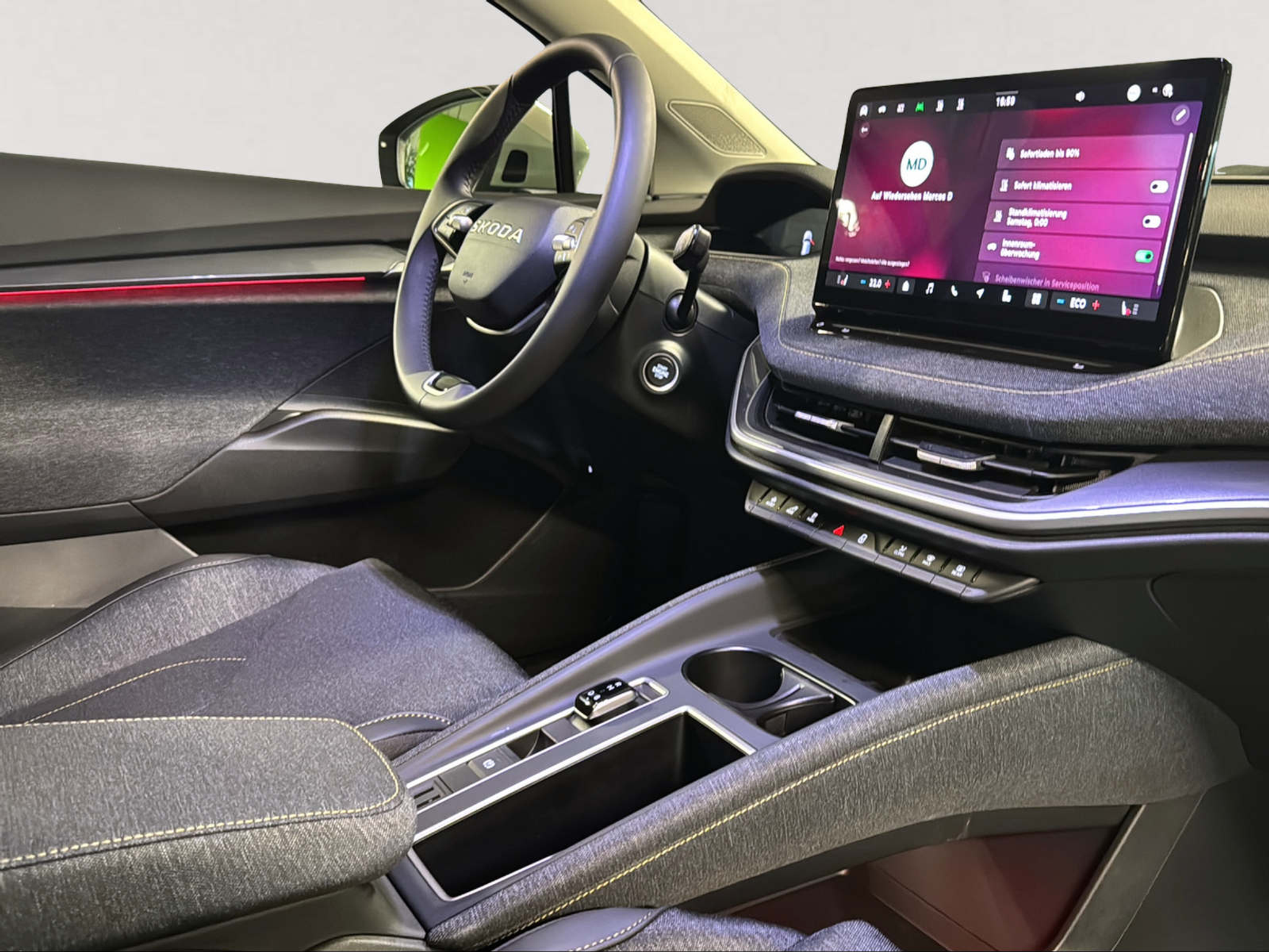 listing desktop thumbnail image 27