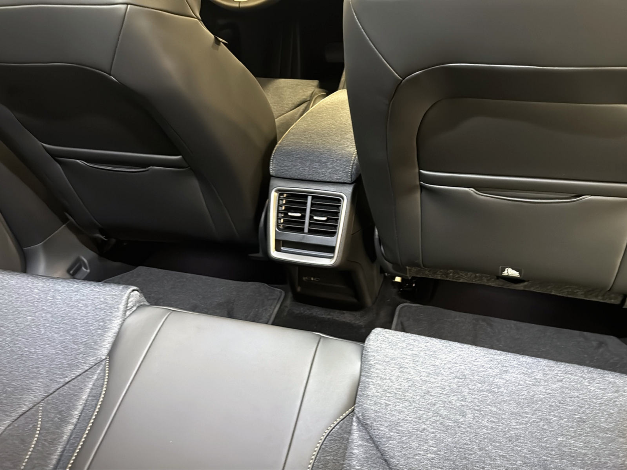 listing desktop thumbnail image 21