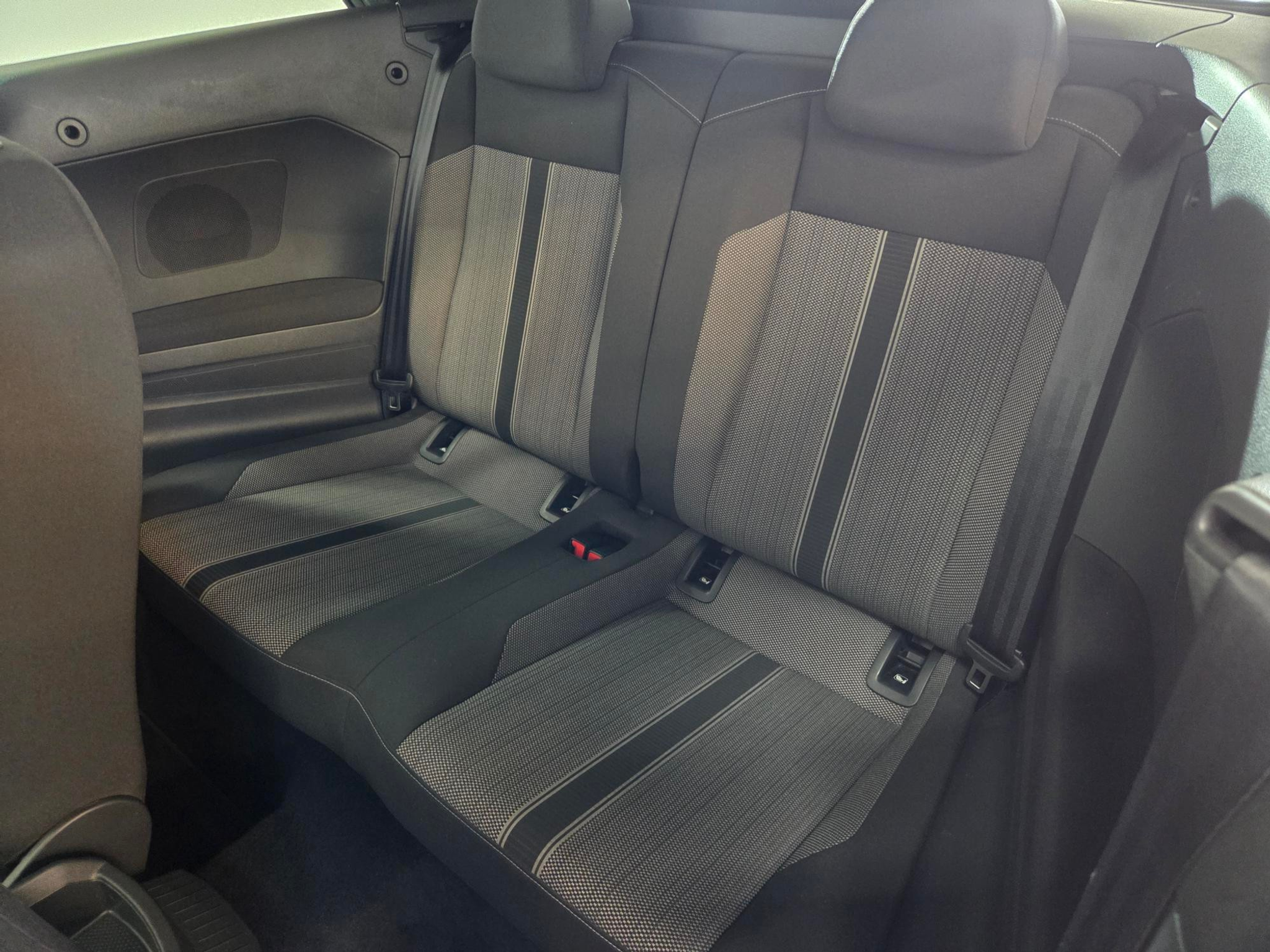 listing desktop thumbnail image 13