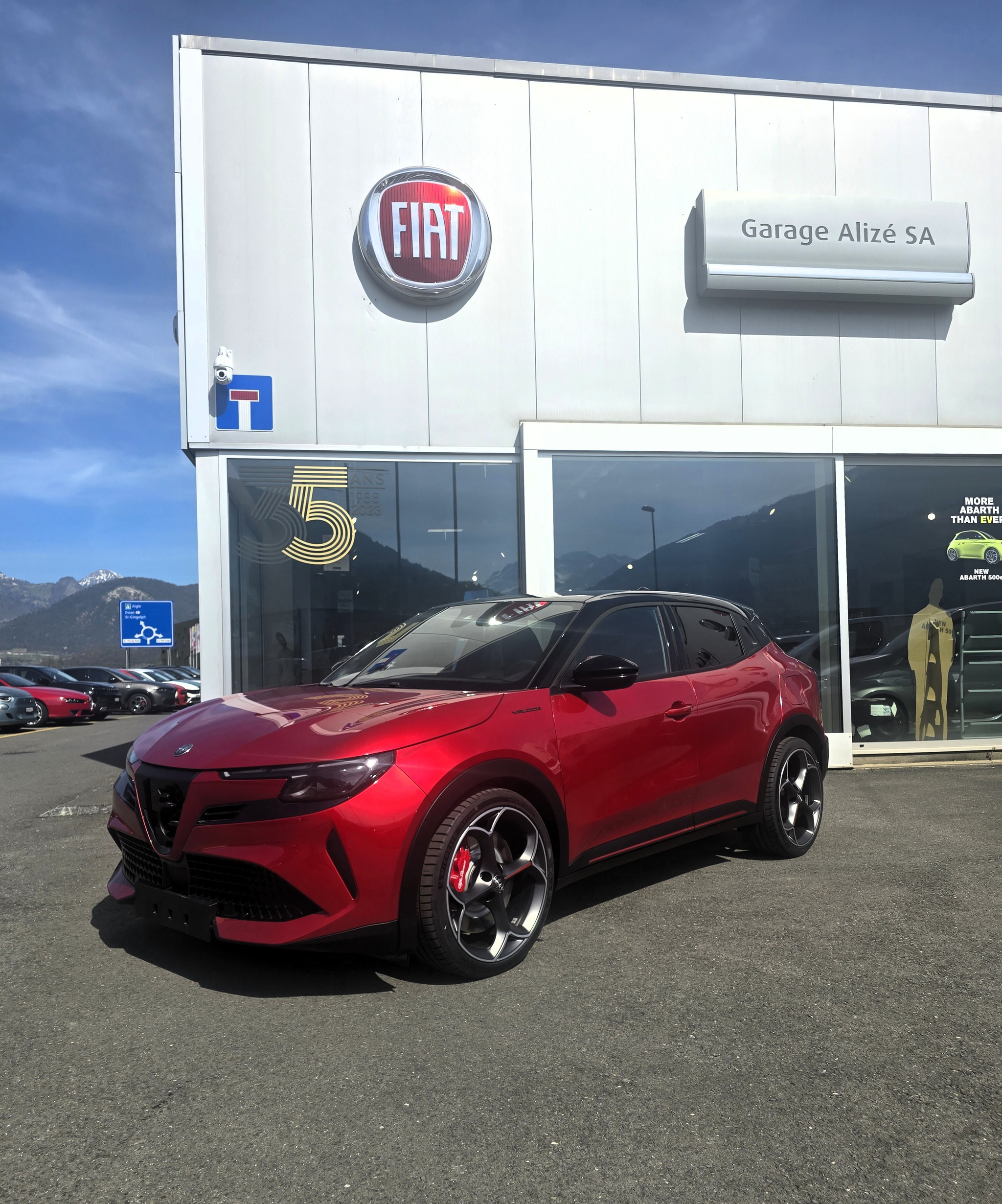 listing desktop thumbnail image 0