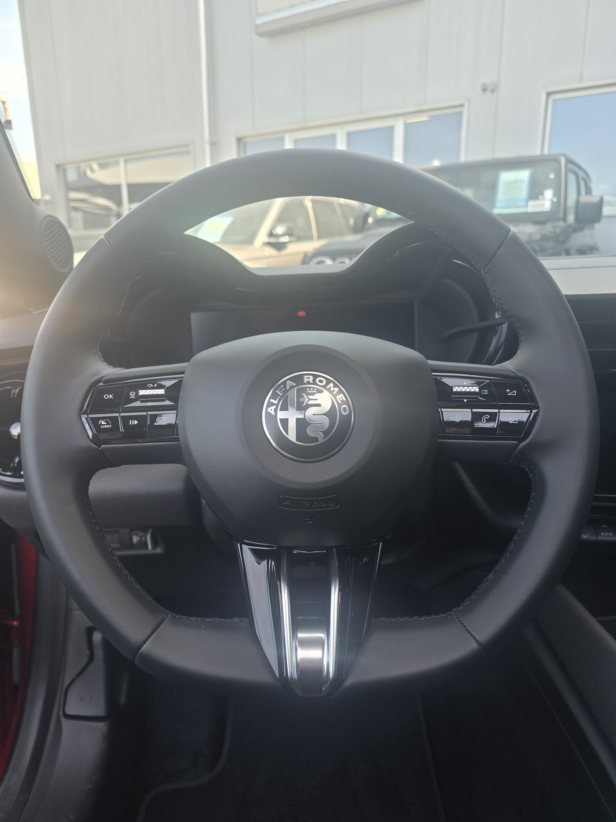 listing desktop thumbnail image 13