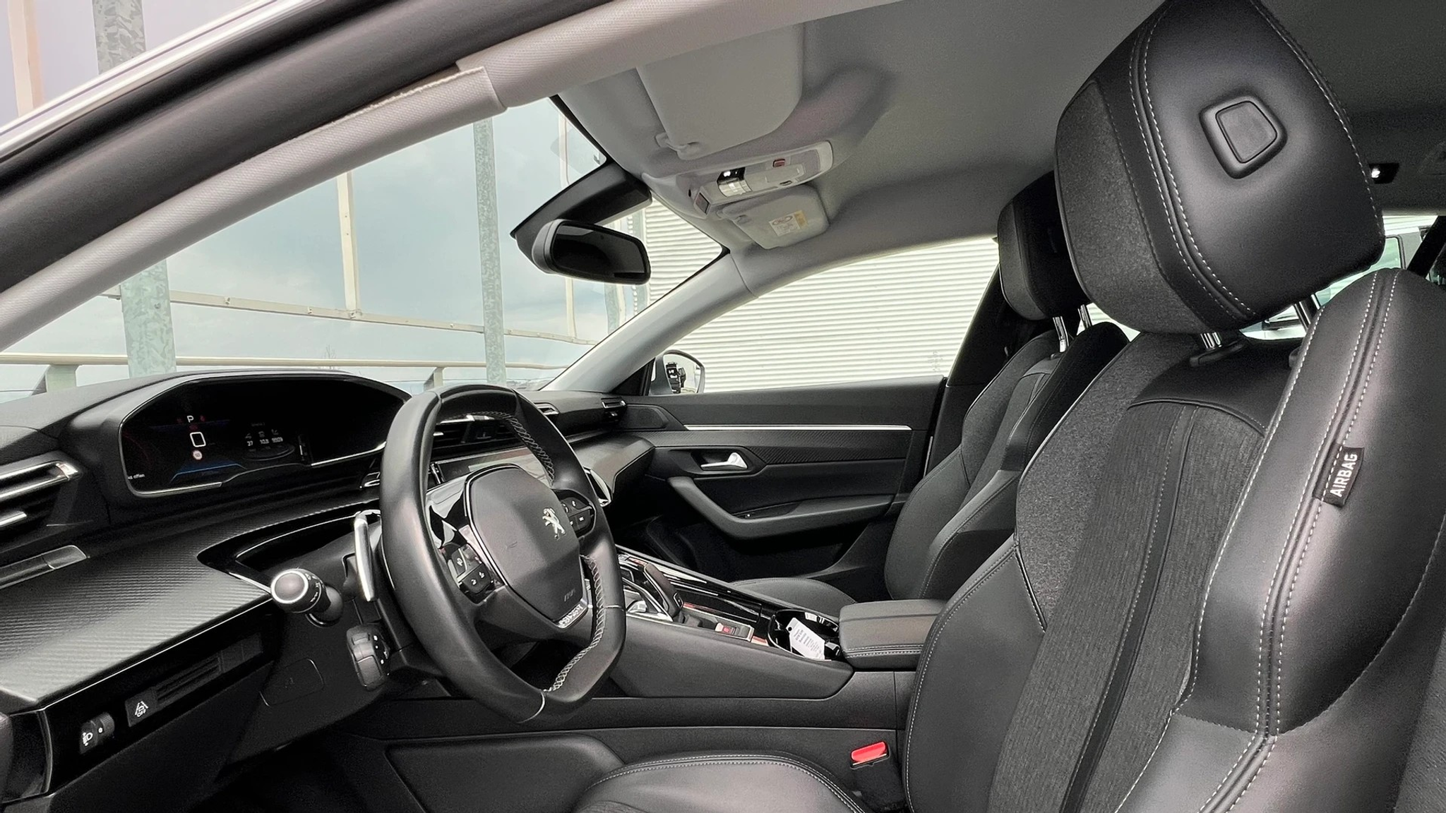 listing desktop thumbnail image 22