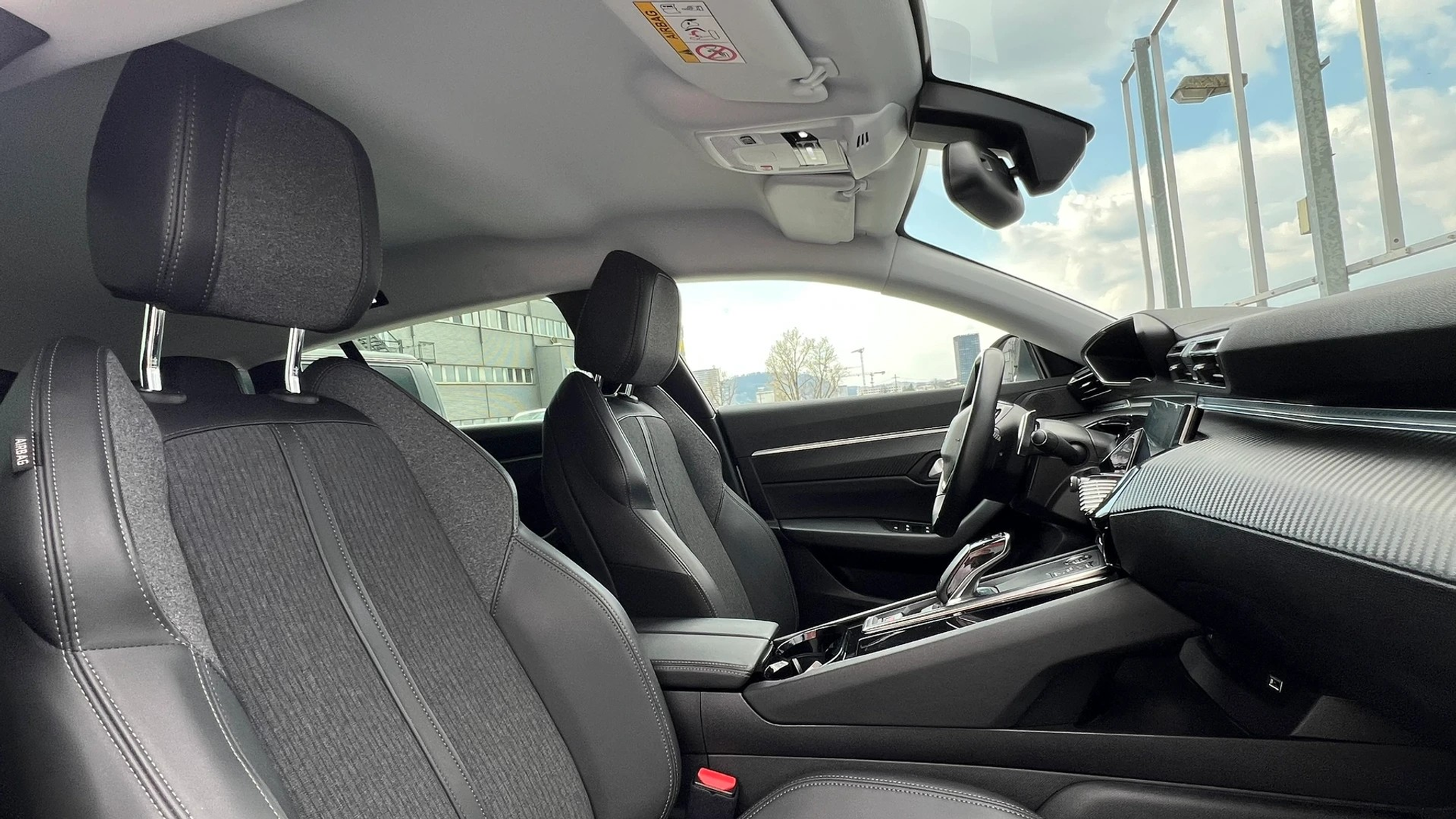 listing desktop thumbnail image 23