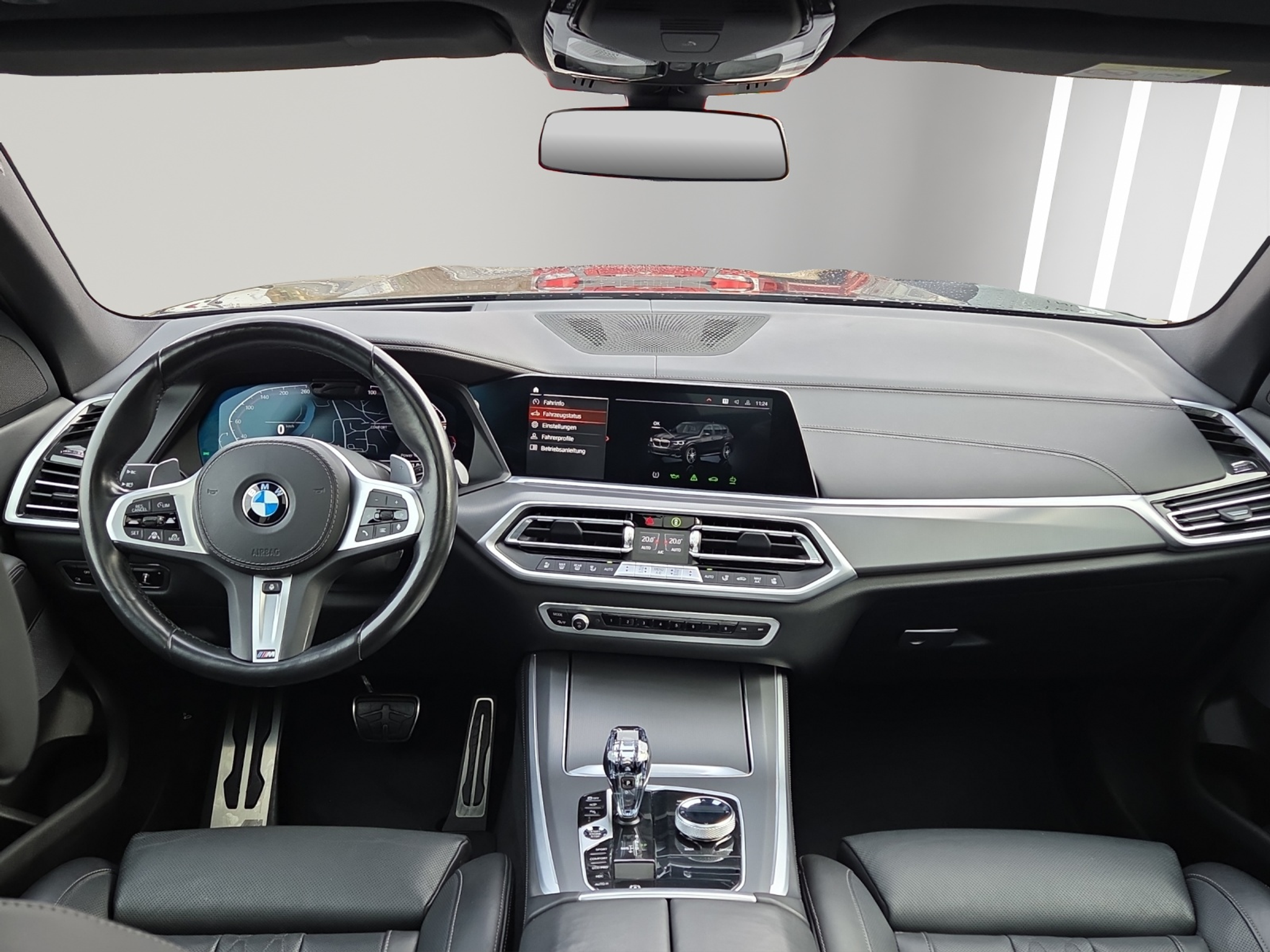 listing desktop thumbnail image 6