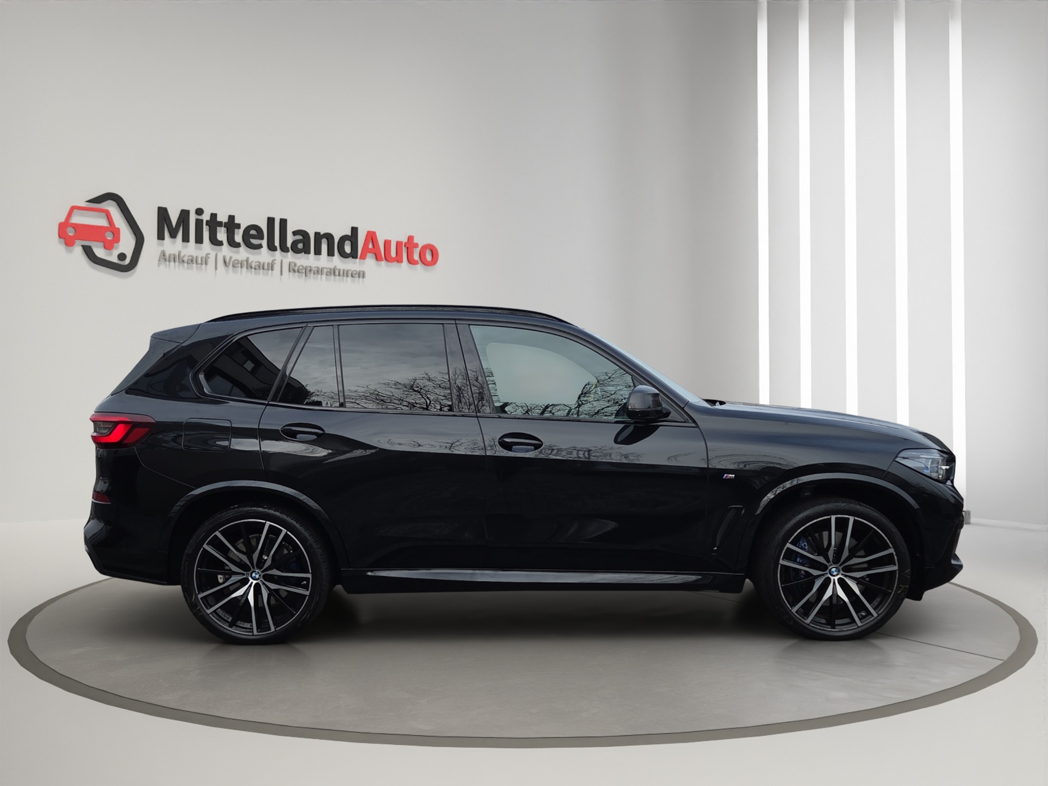 listing desktop thumbnail image 3