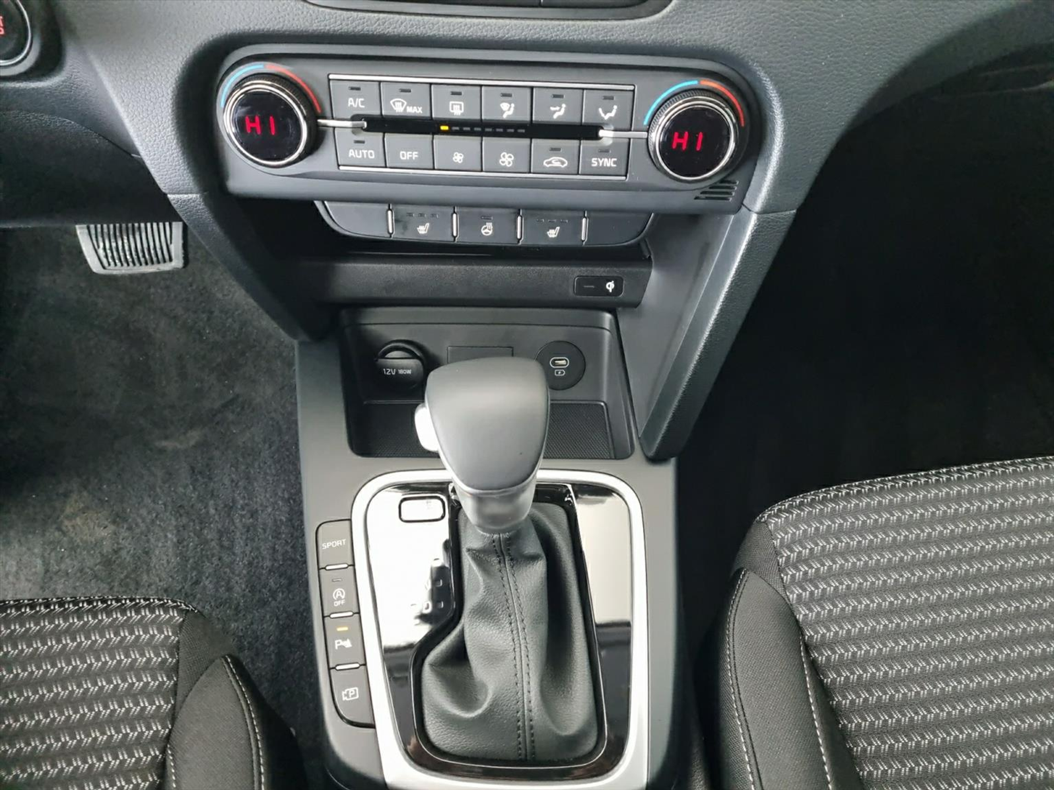 listing desktop thumbnail image 11