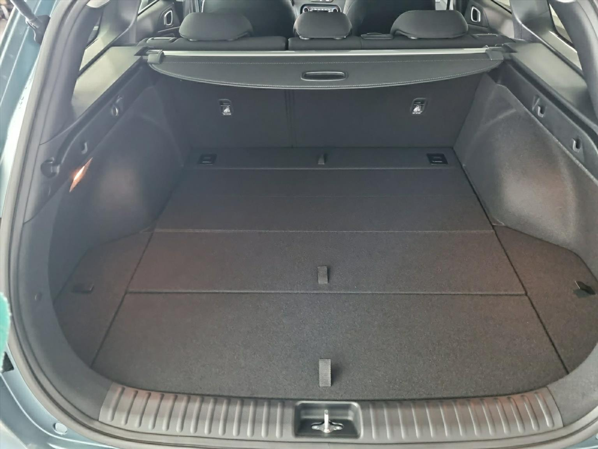 listing desktop thumbnail image 13