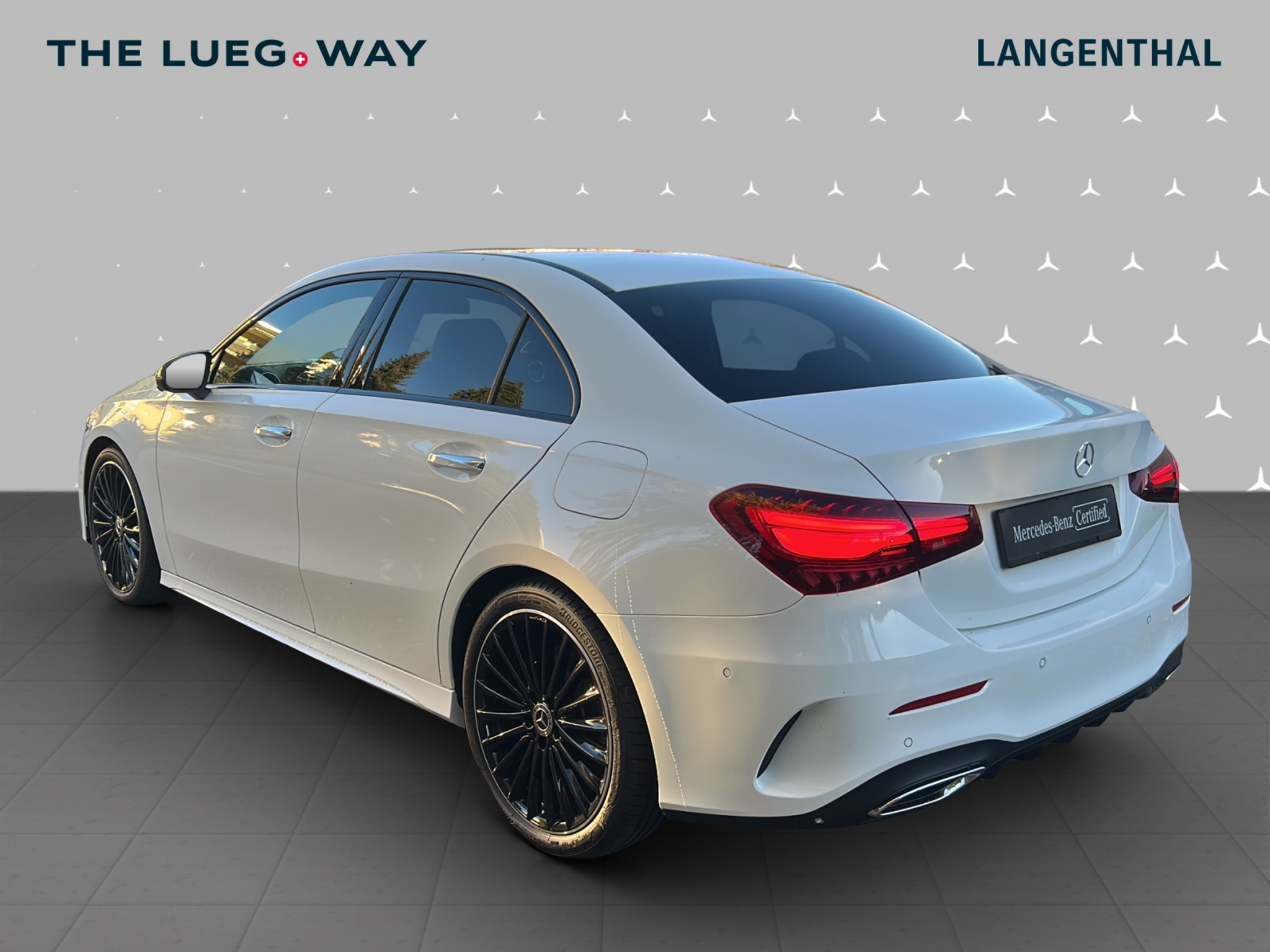 listing desktop thumbnail image 4