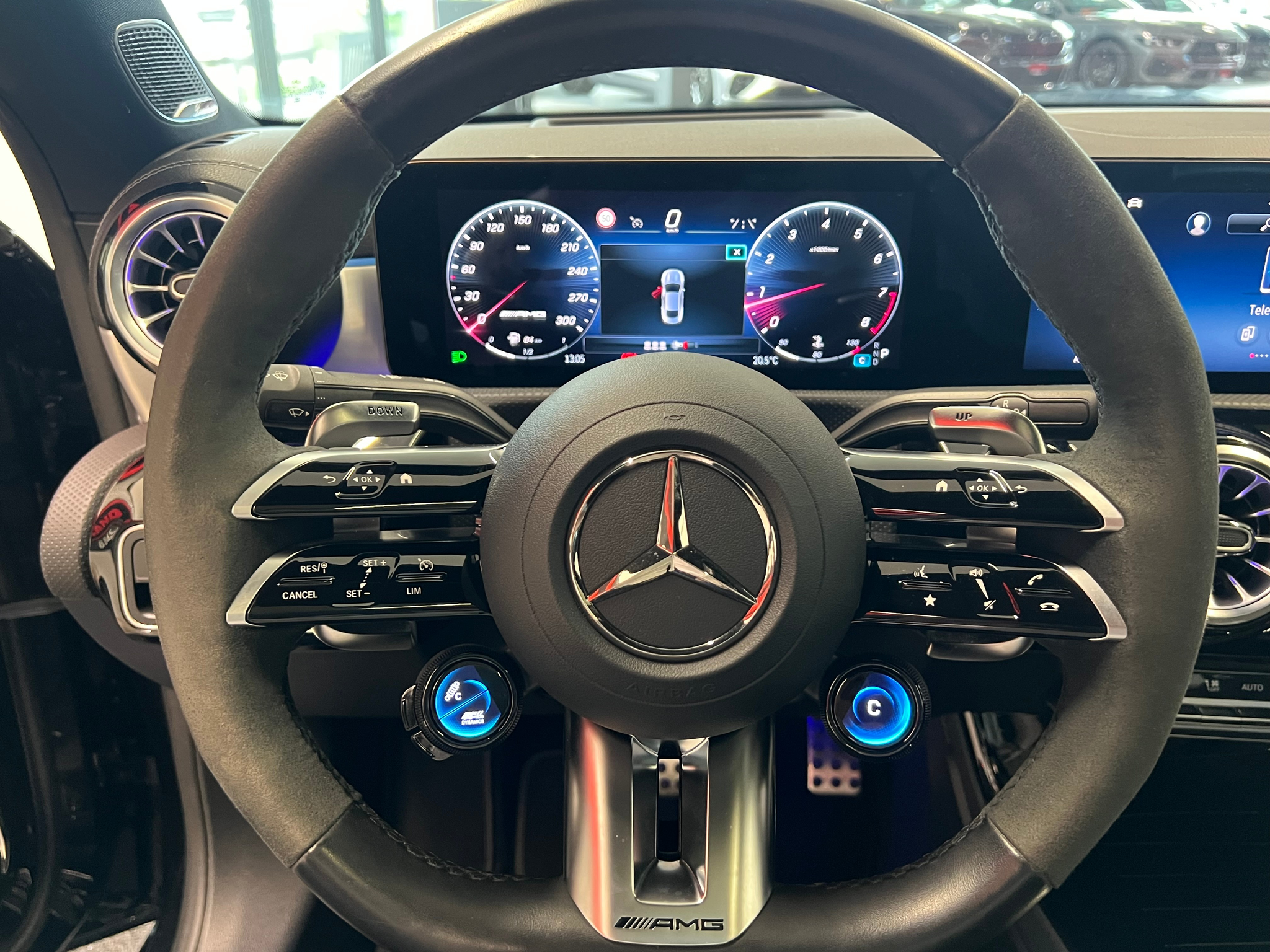 listing desktop thumbnail image 25