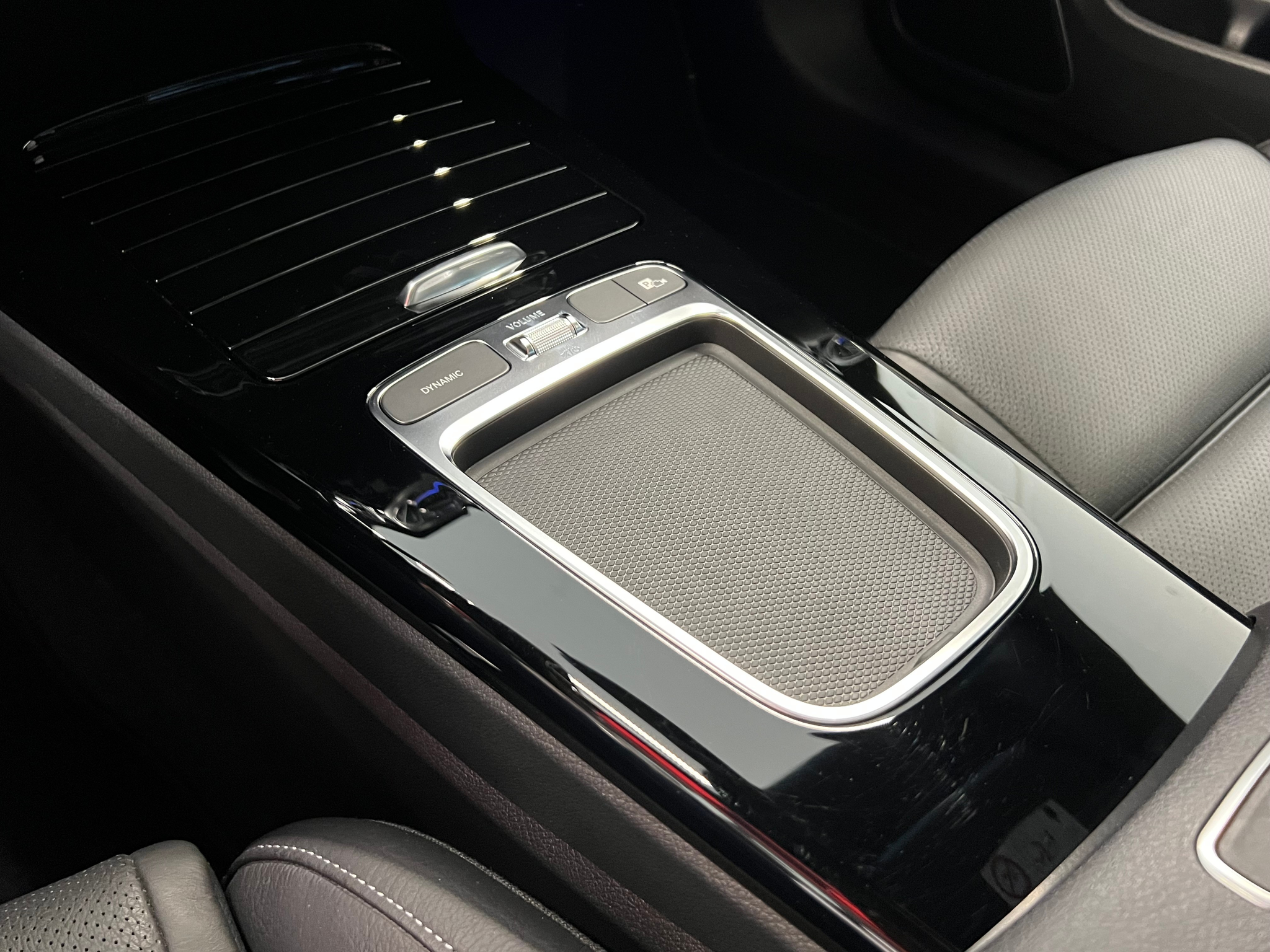 listing desktop thumbnail image 23