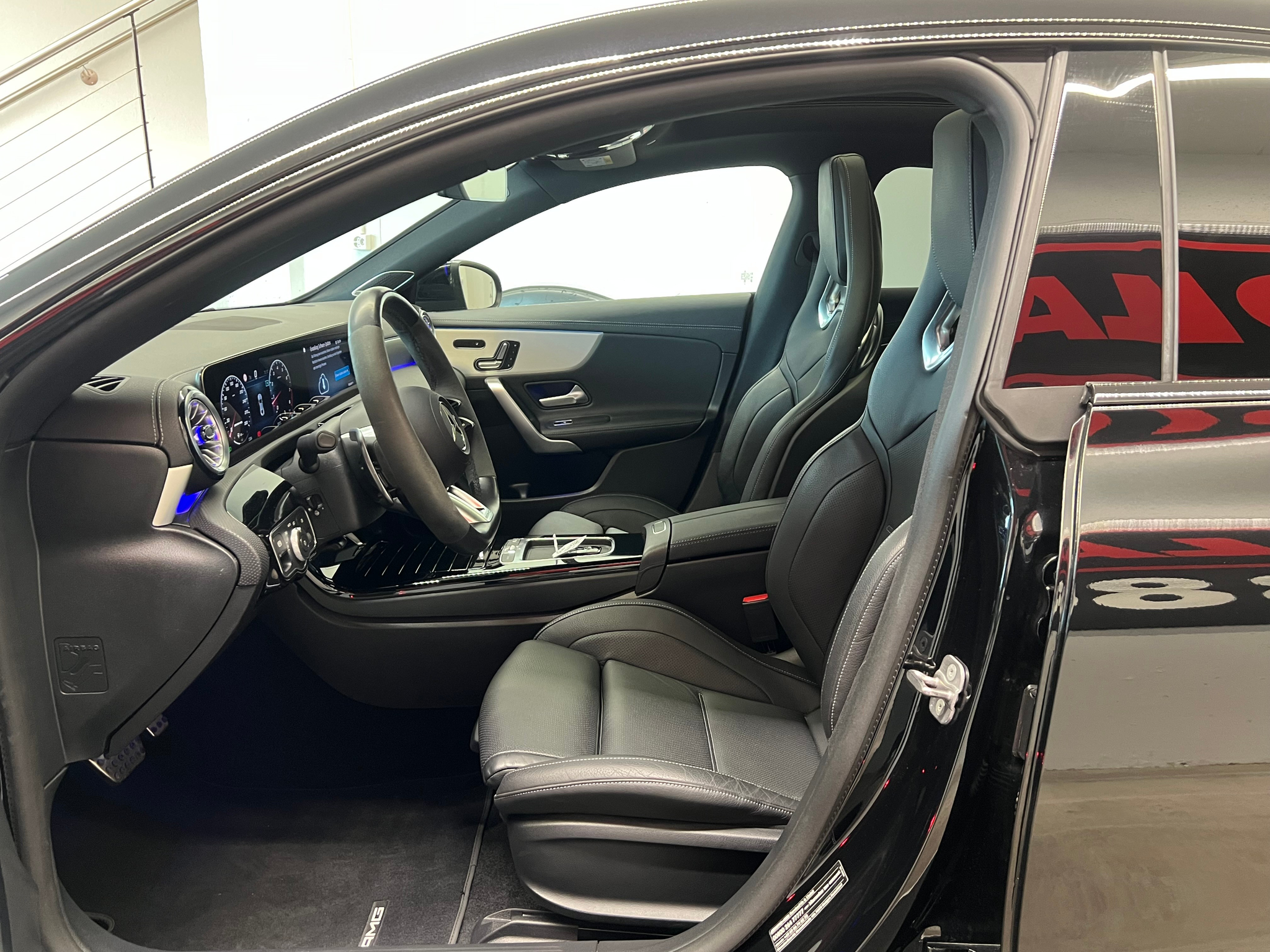 listing desktop thumbnail image 13