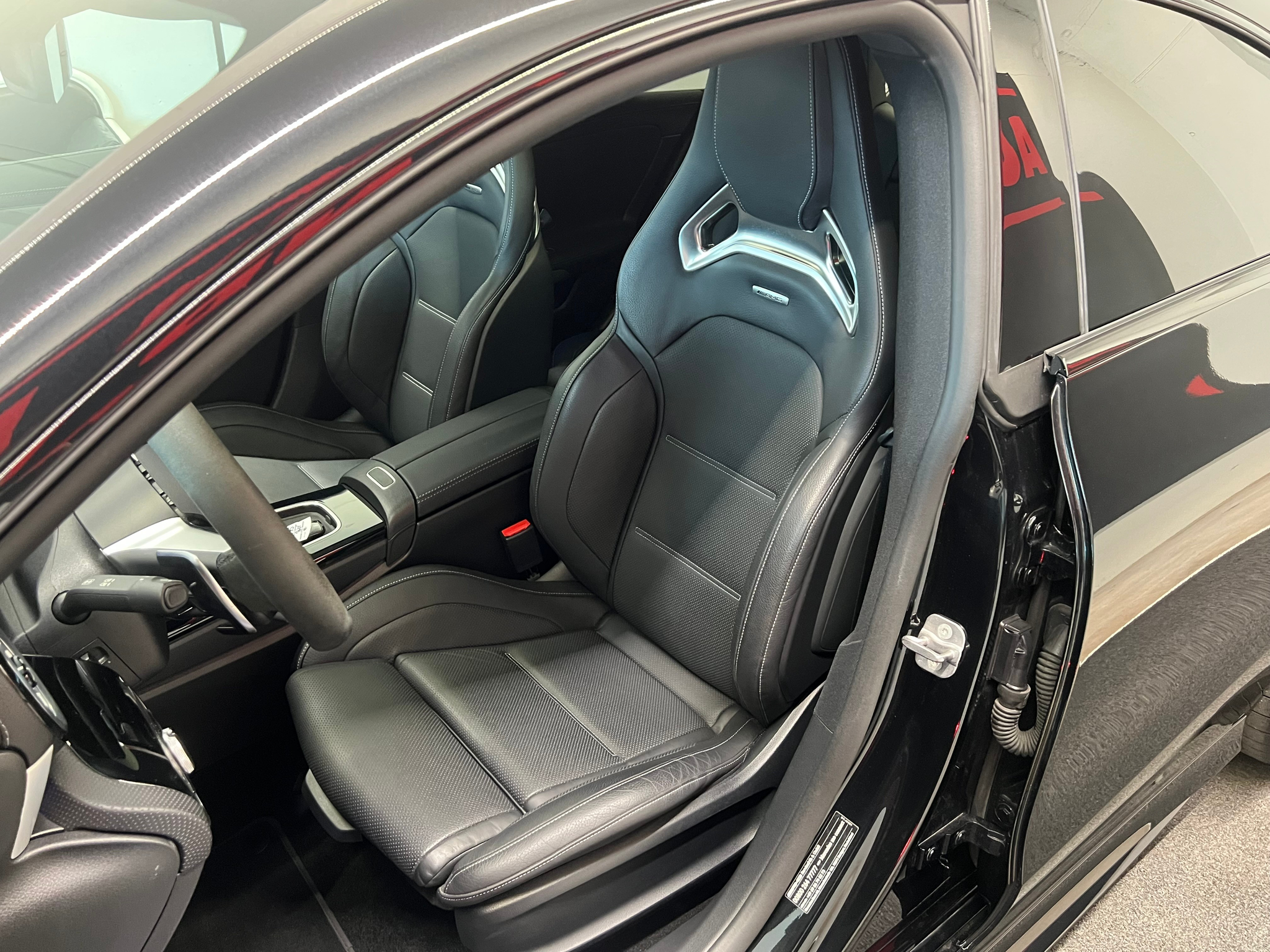 listing desktop thumbnail image 14