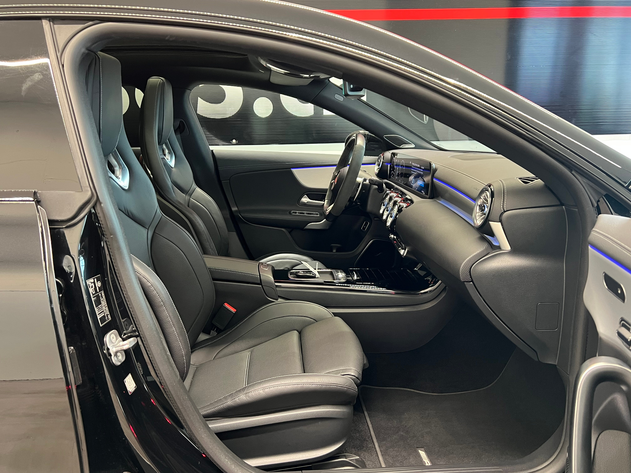 listing desktop thumbnail image 21