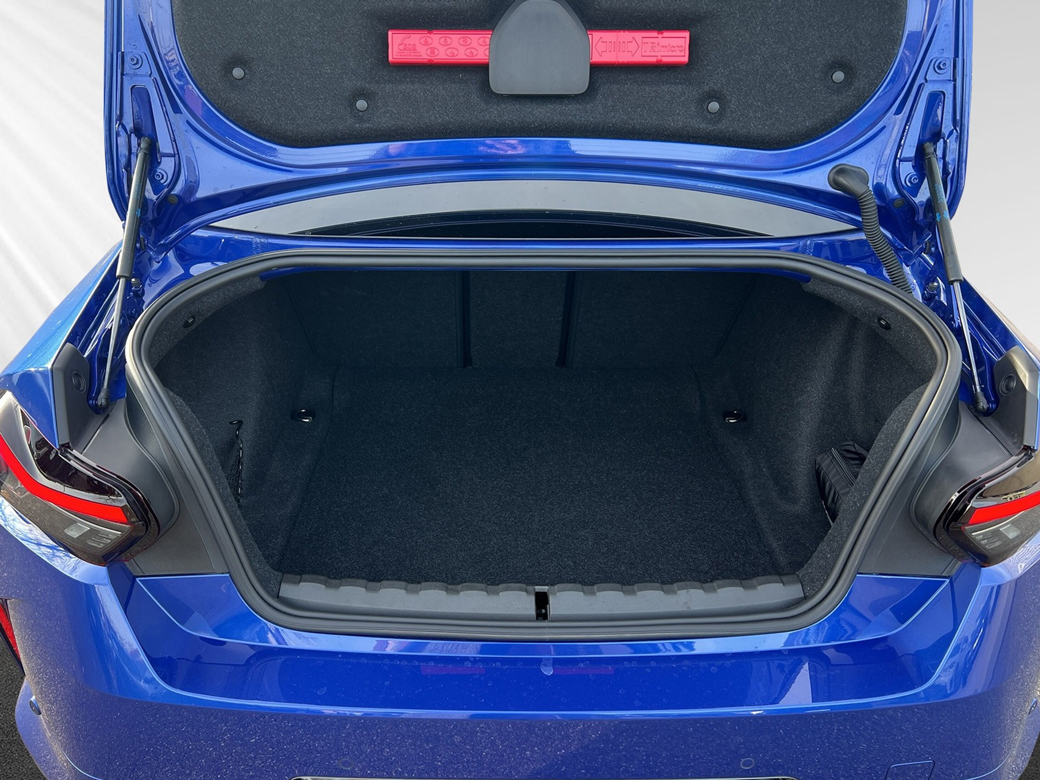 listing desktop thumbnail image 7