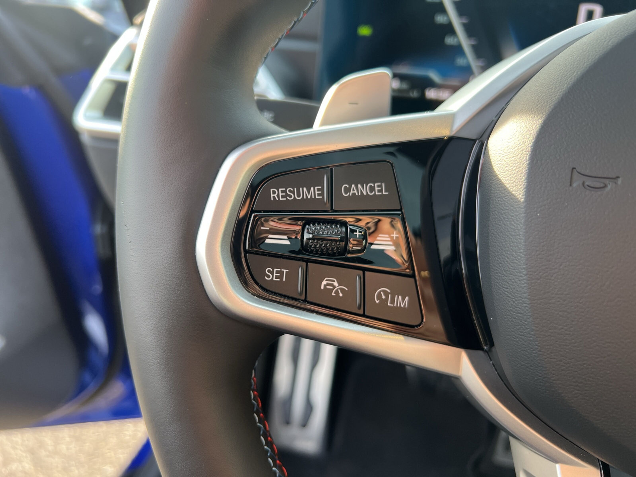 listing desktop thumbnail image 14