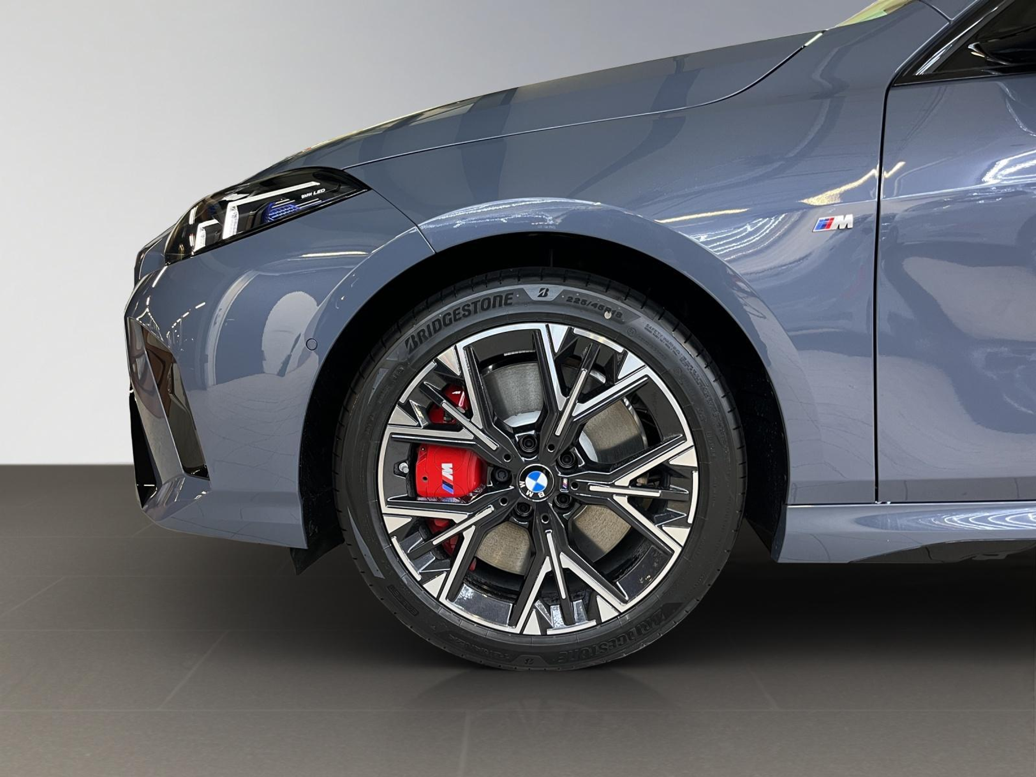 listing desktop thumbnail image 7