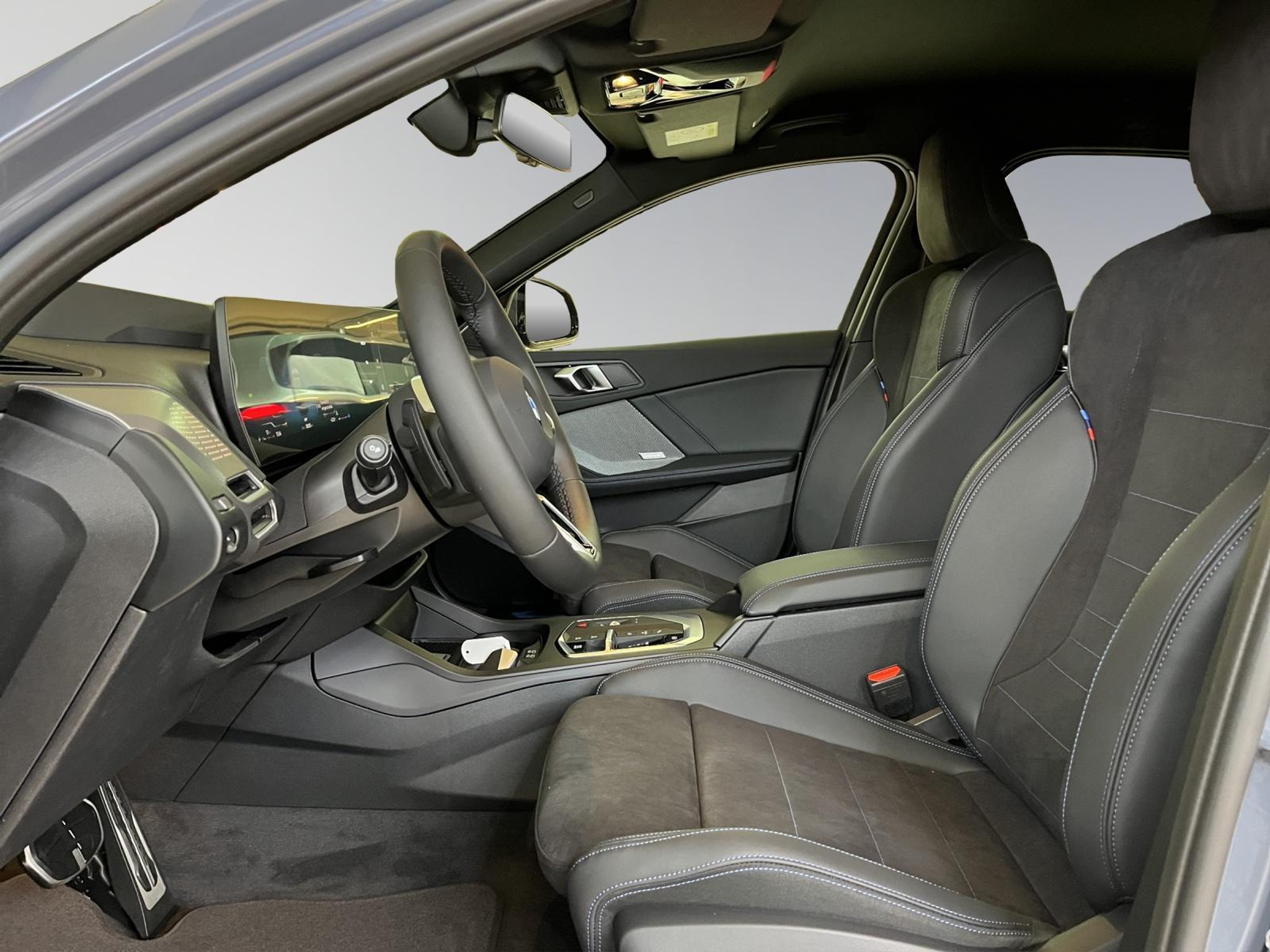 listing desktop thumbnail image 14