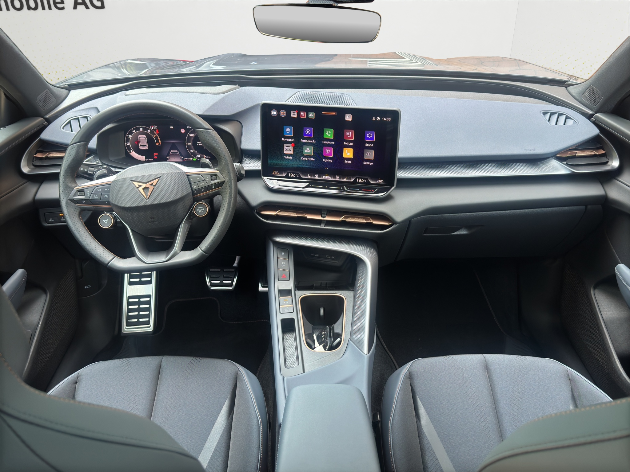 listing desktop thumbnail image 9