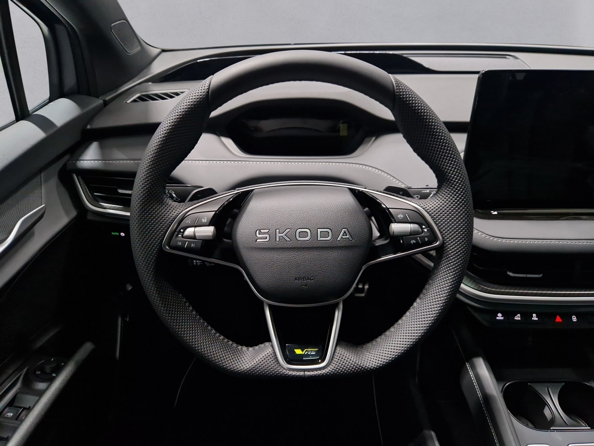 listing desktop thumbnail image 11