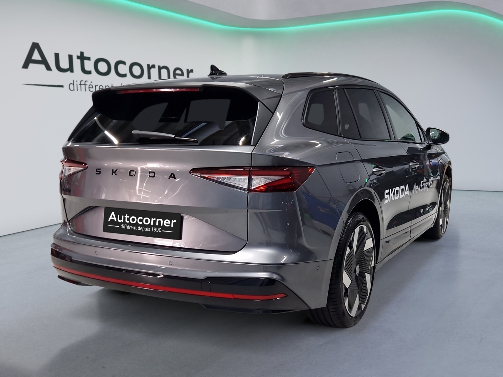 listing desktop thumbnail image 4