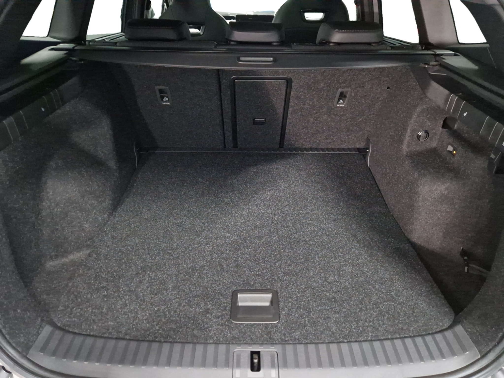 listing desktop thumbnail image 13