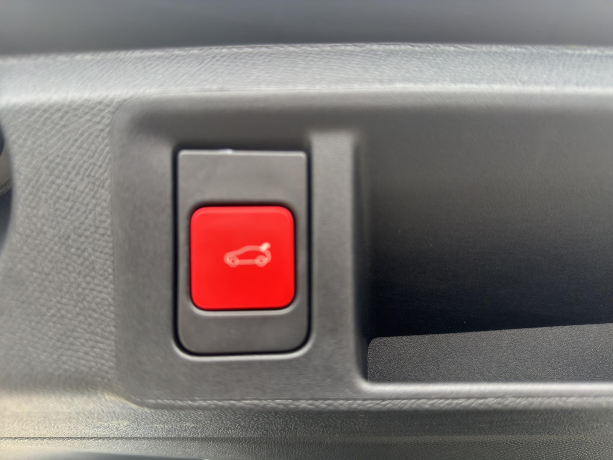 listing desktop thumbnail image 19