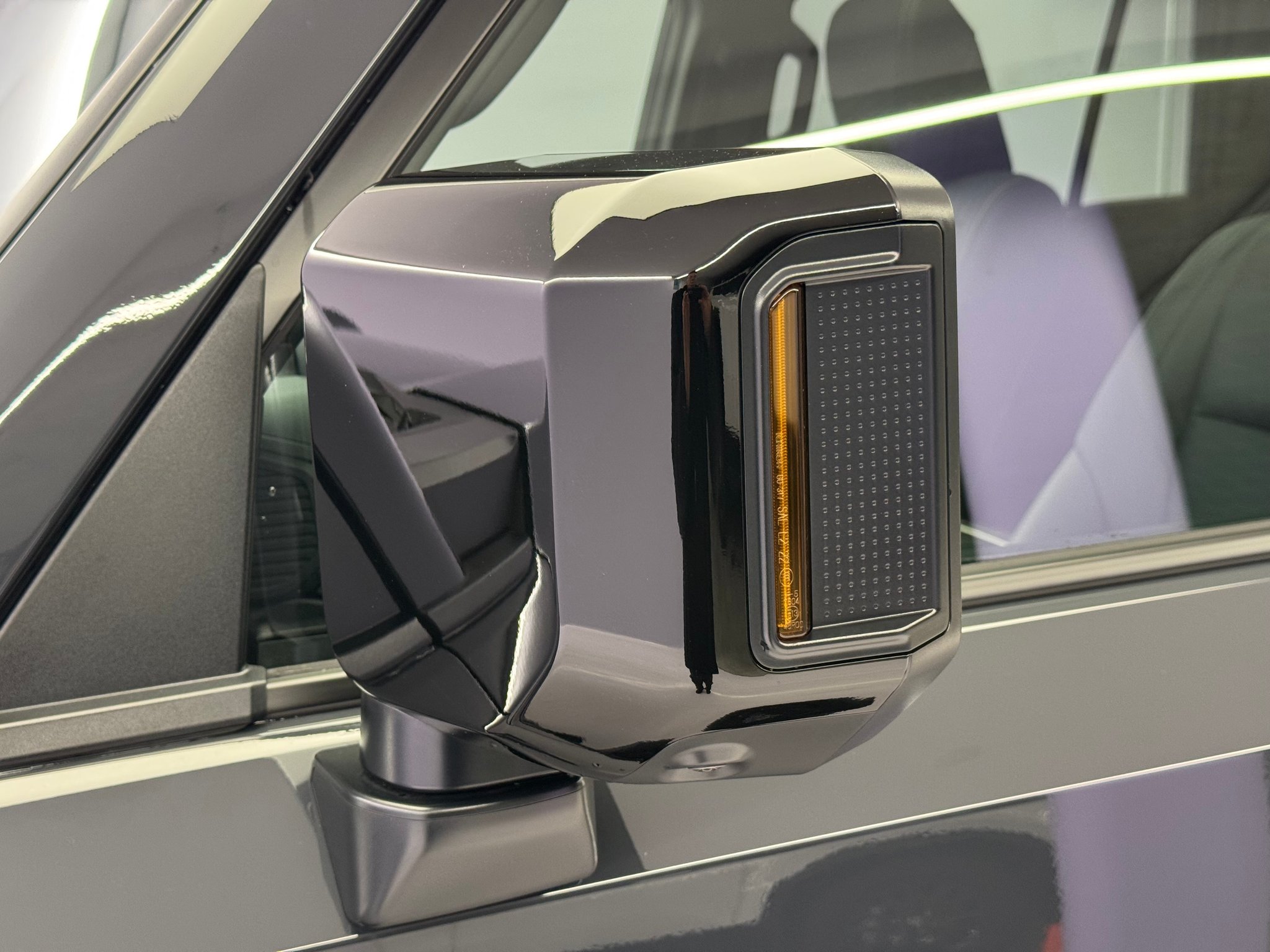 listing desktop thumbnail image 21