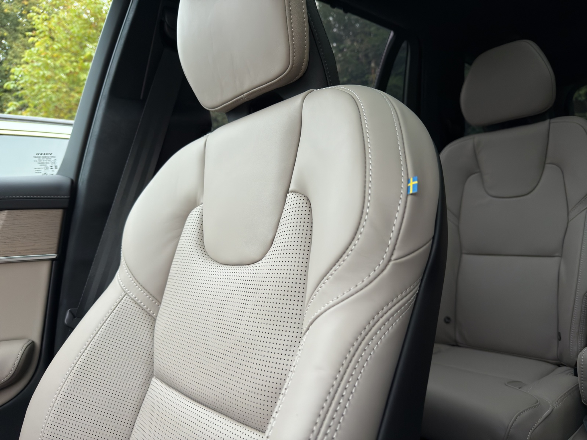 listing desktop thumbnail image 30