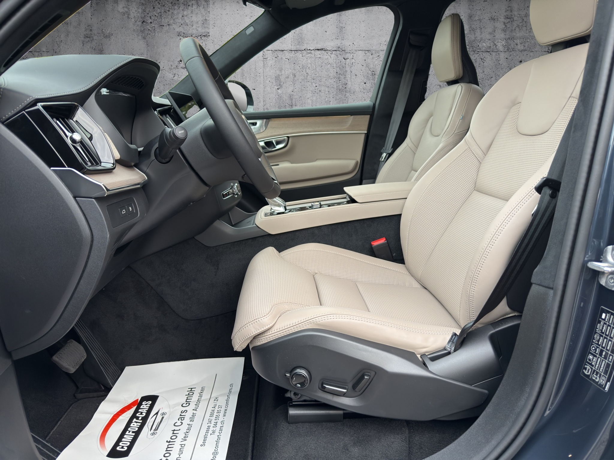 listing desktop thumbnail image 8