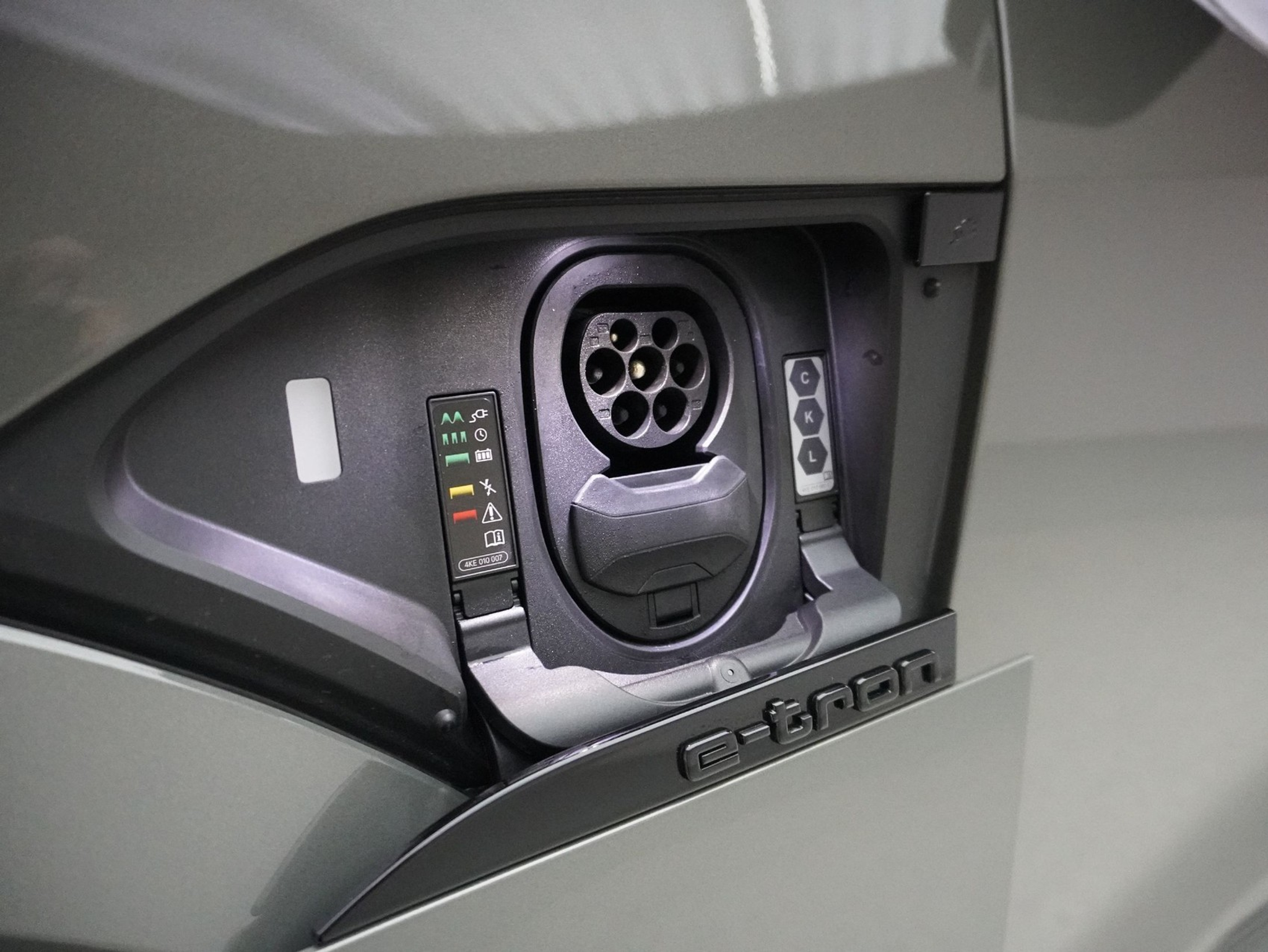 listing desktop thumbnail image 9