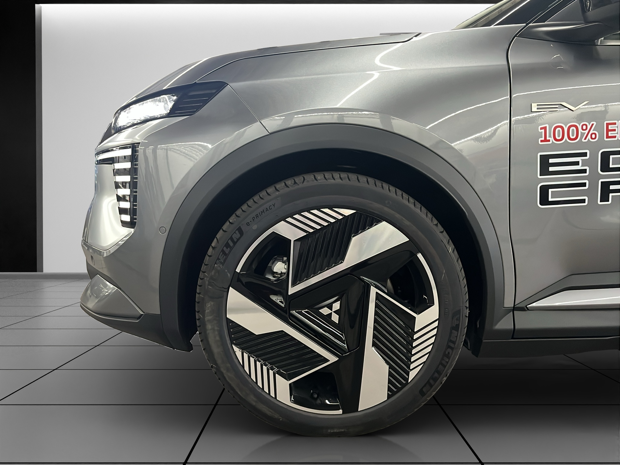 listing desktop thumbnail image 15