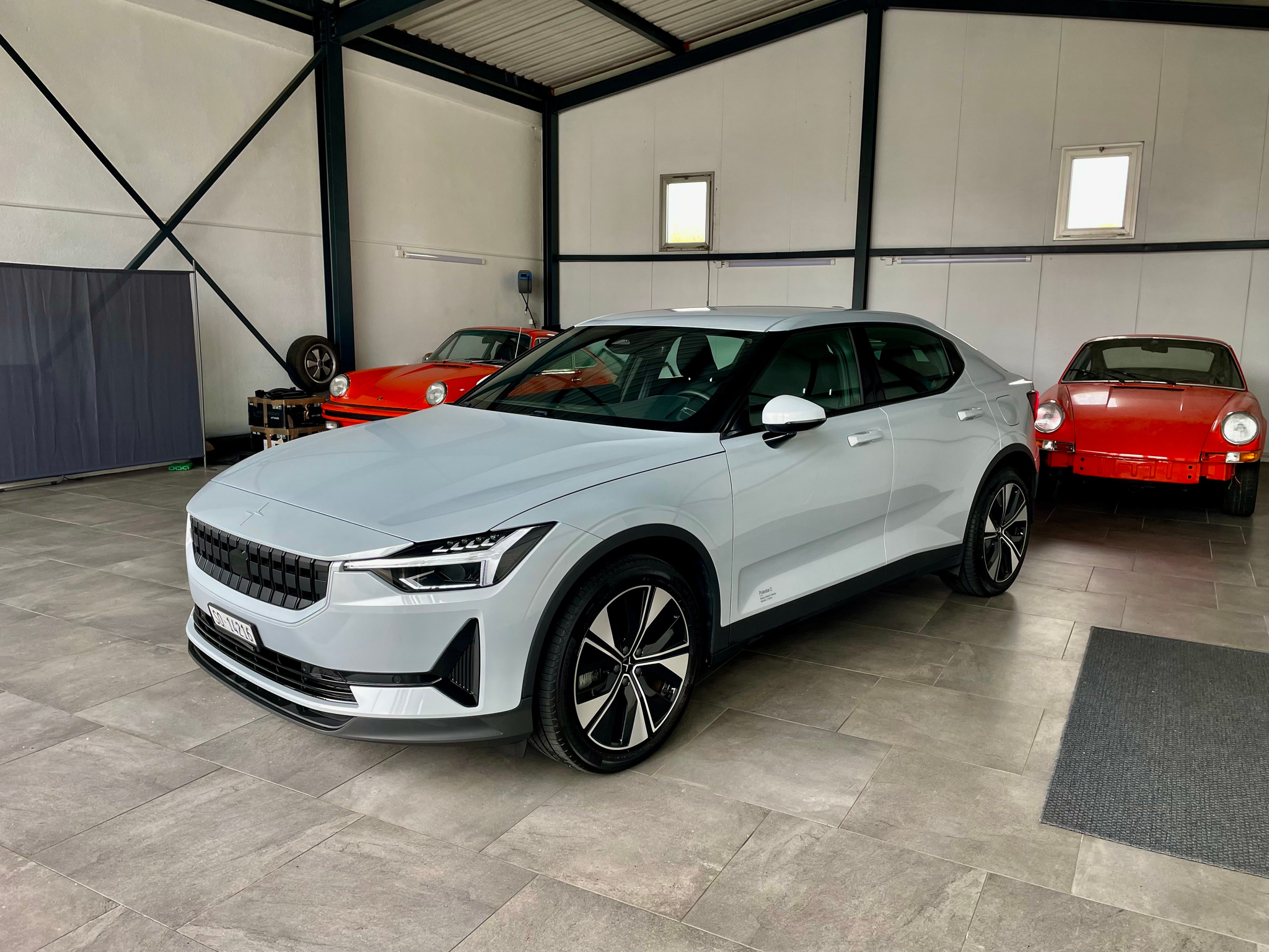 listing desktop thumbnail image 0