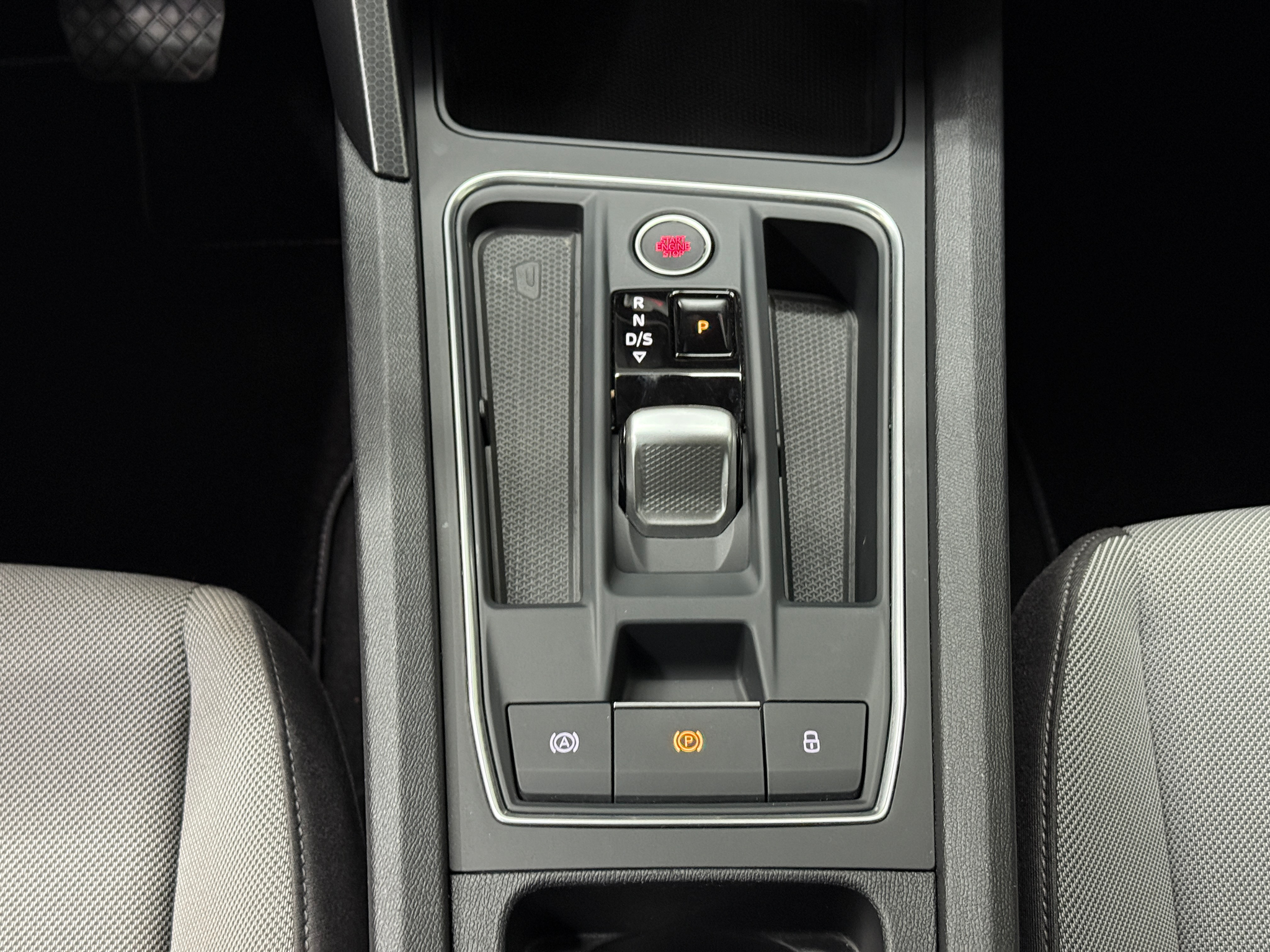 listing desktop thumbnail image 12