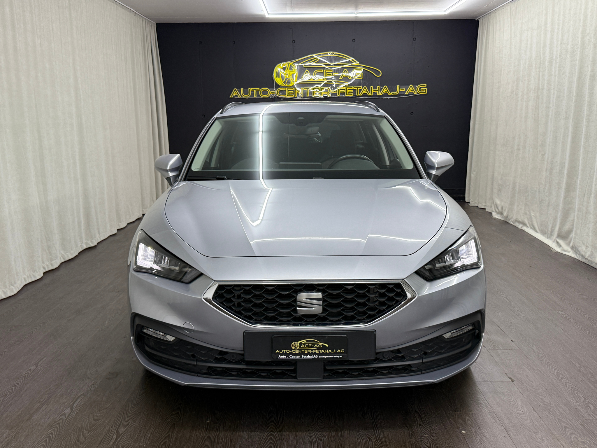 listing desktop thumbnail image 1