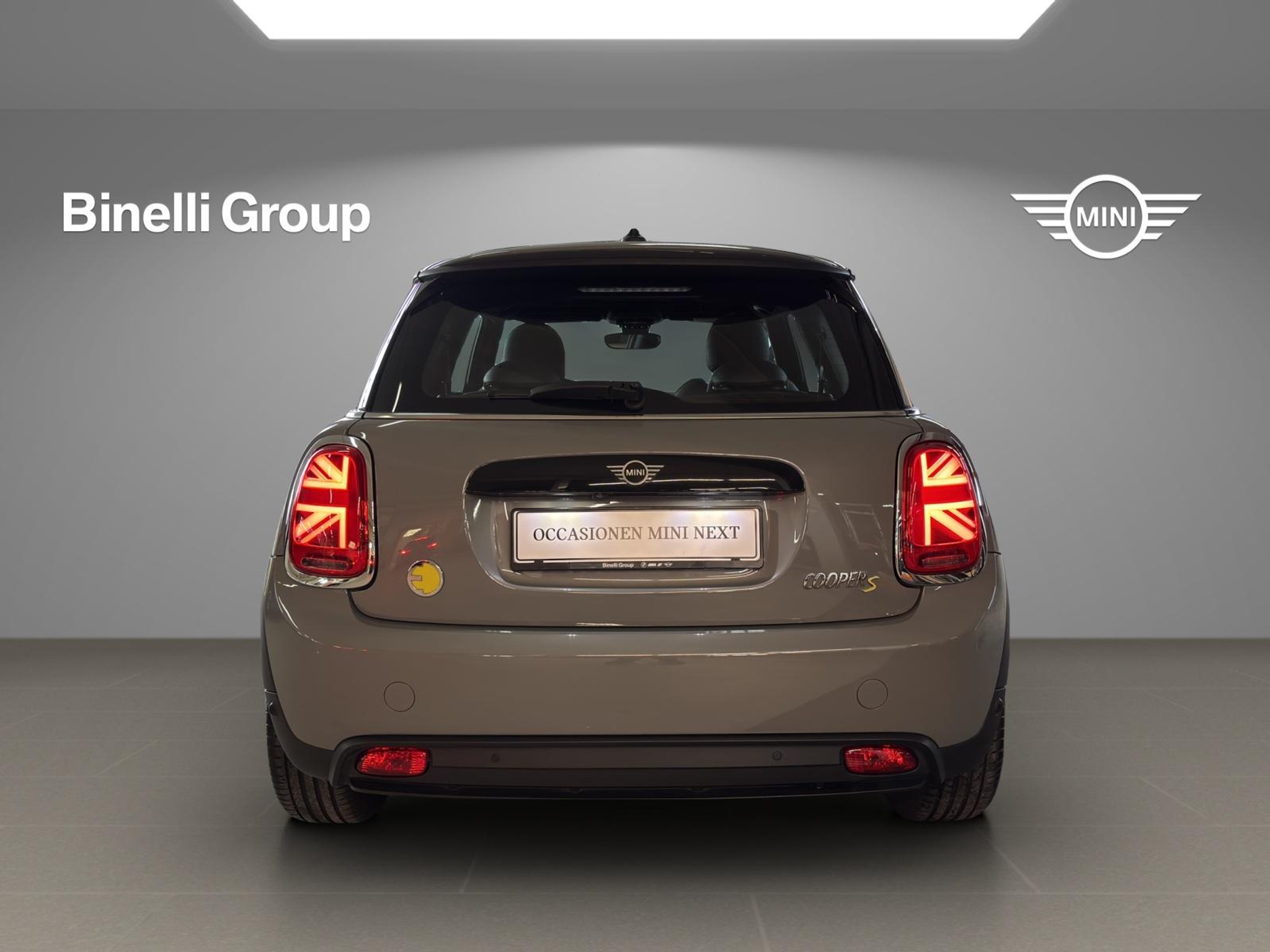 listing desktop thumbnail image 13