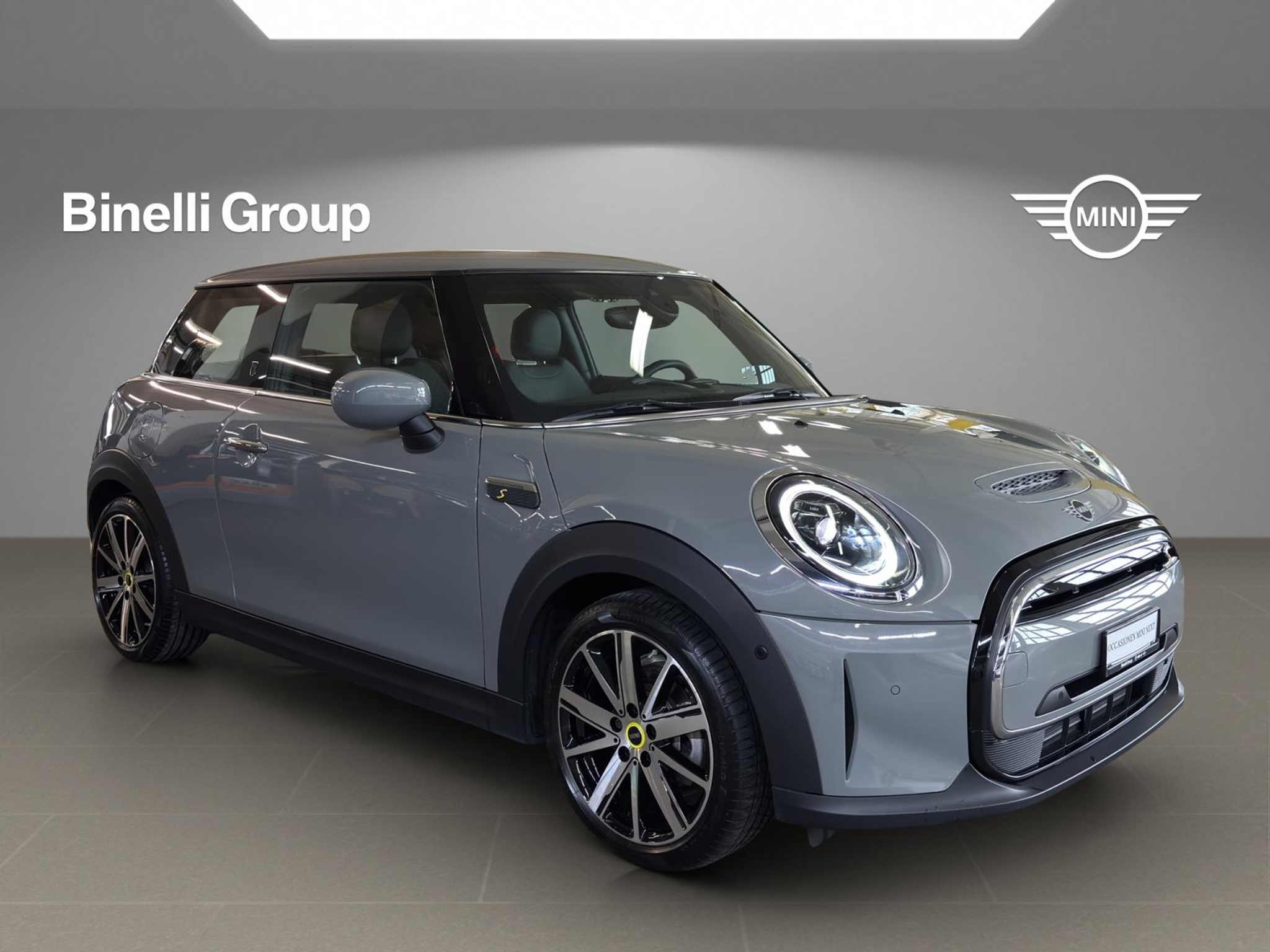 listing desktop thumbnail image 17