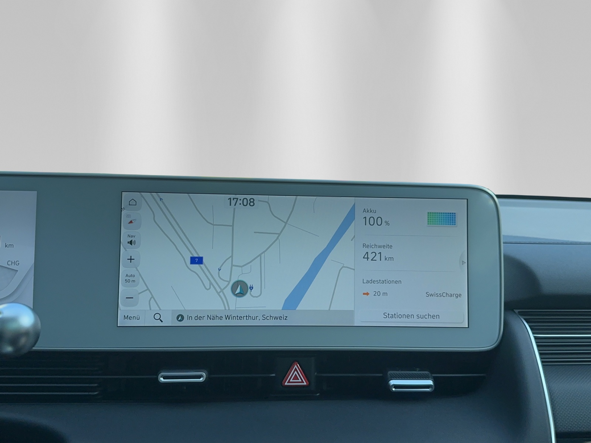 listing desktop thumbnail image 16