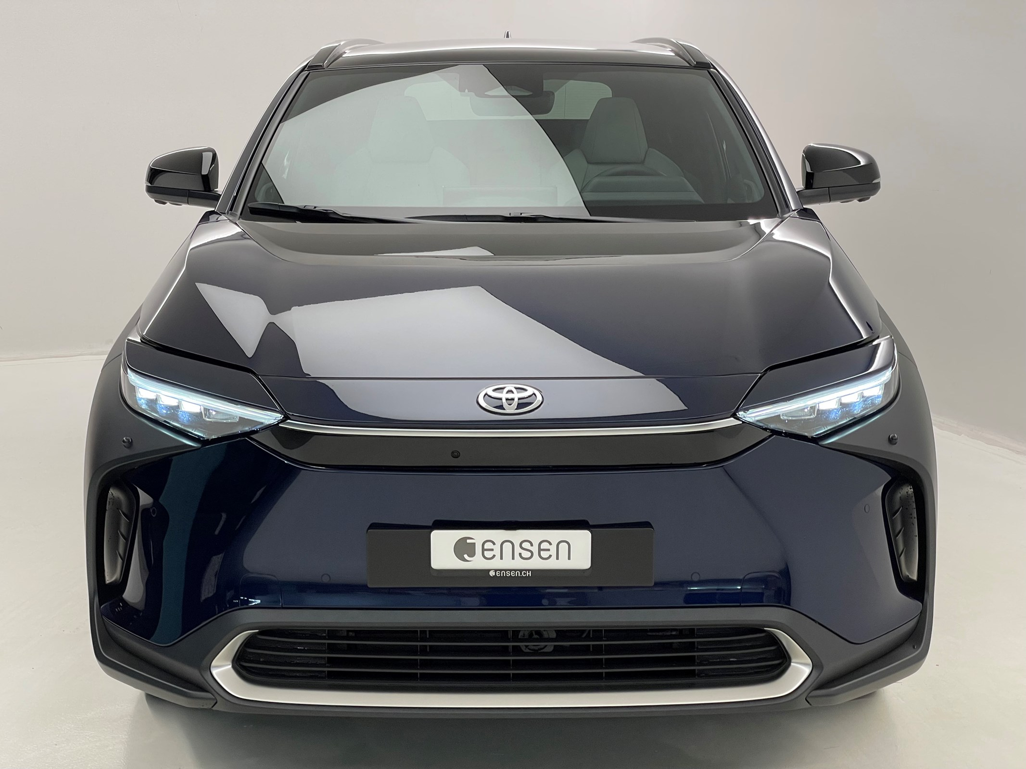 car-image-1