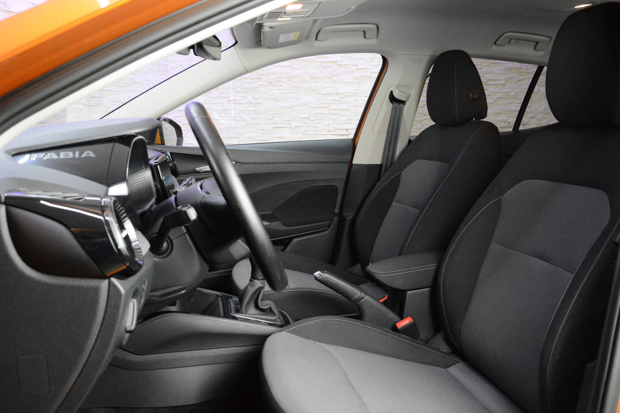 listing desktop thumbnail image 8