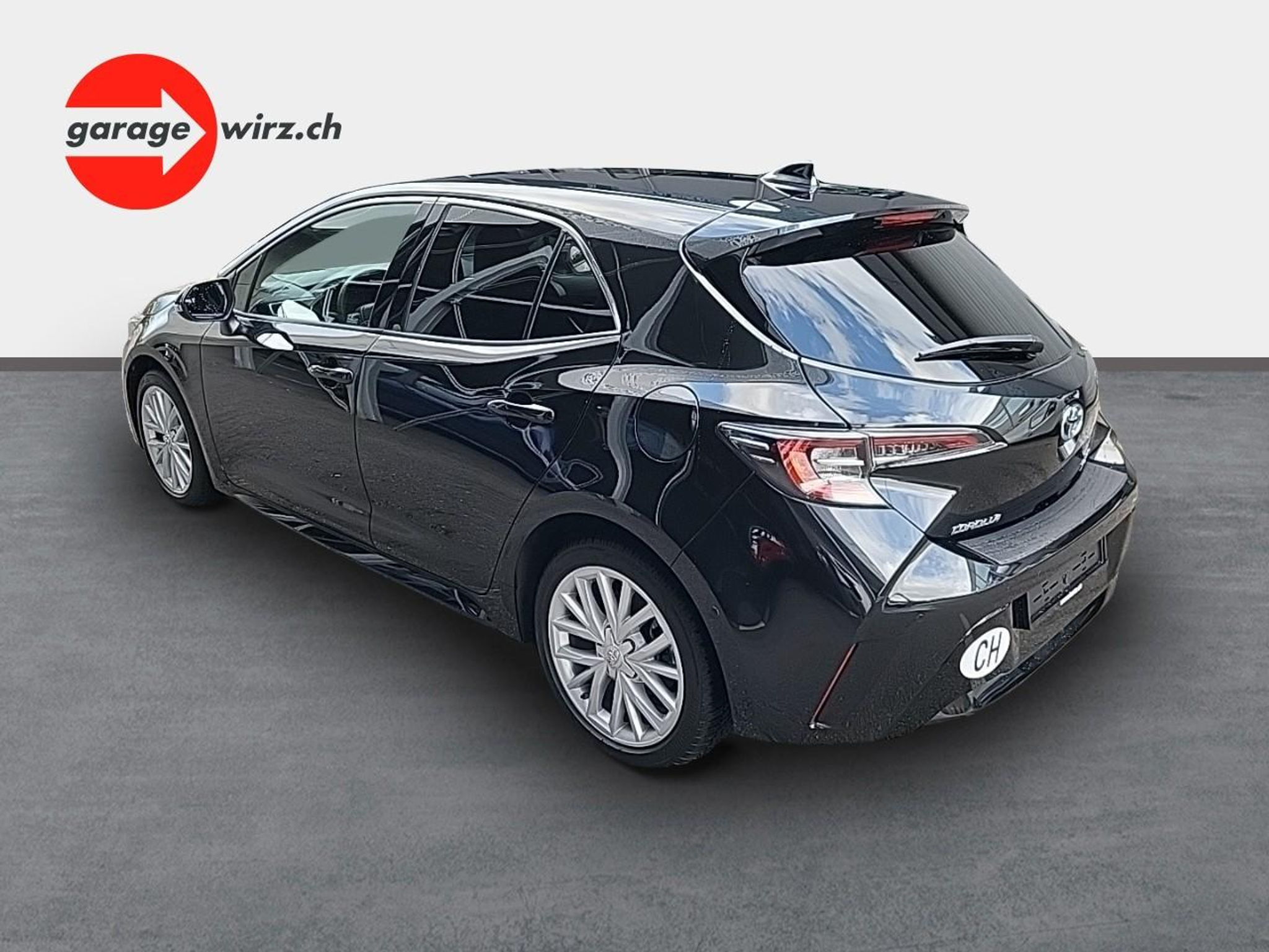 listing desktop thumbnail image 4