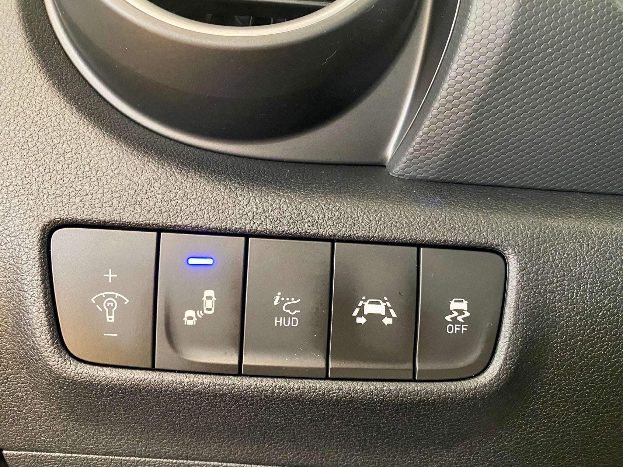 listing desktop thumbnail image 8