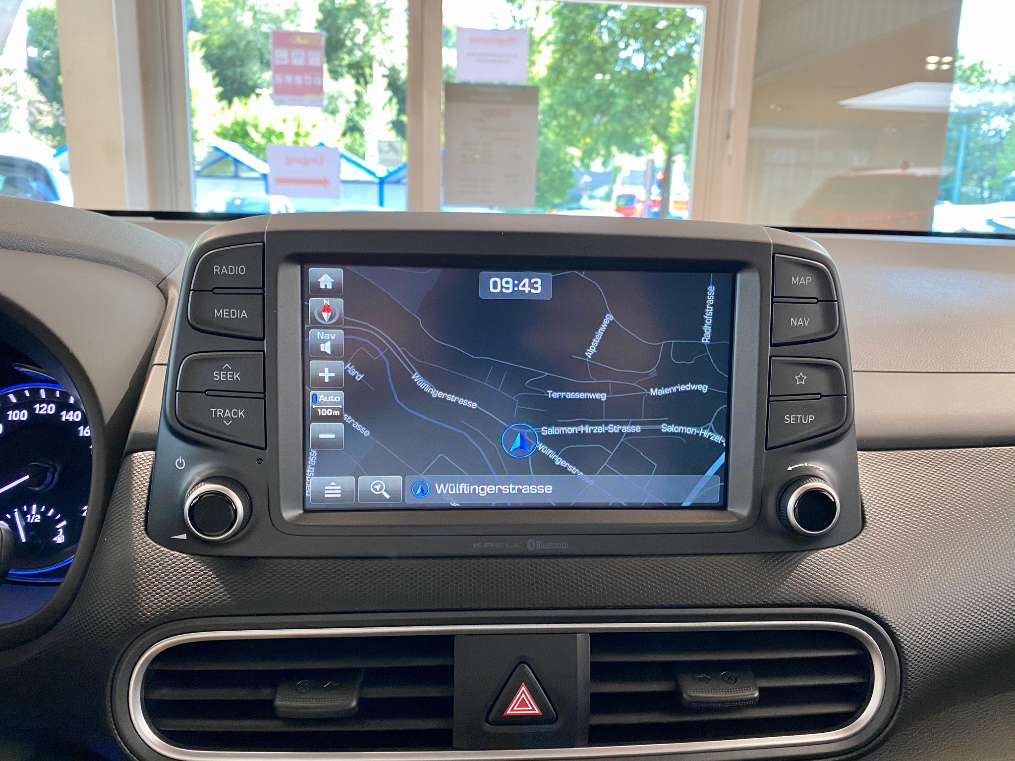 listing desktop thumbnail image 11