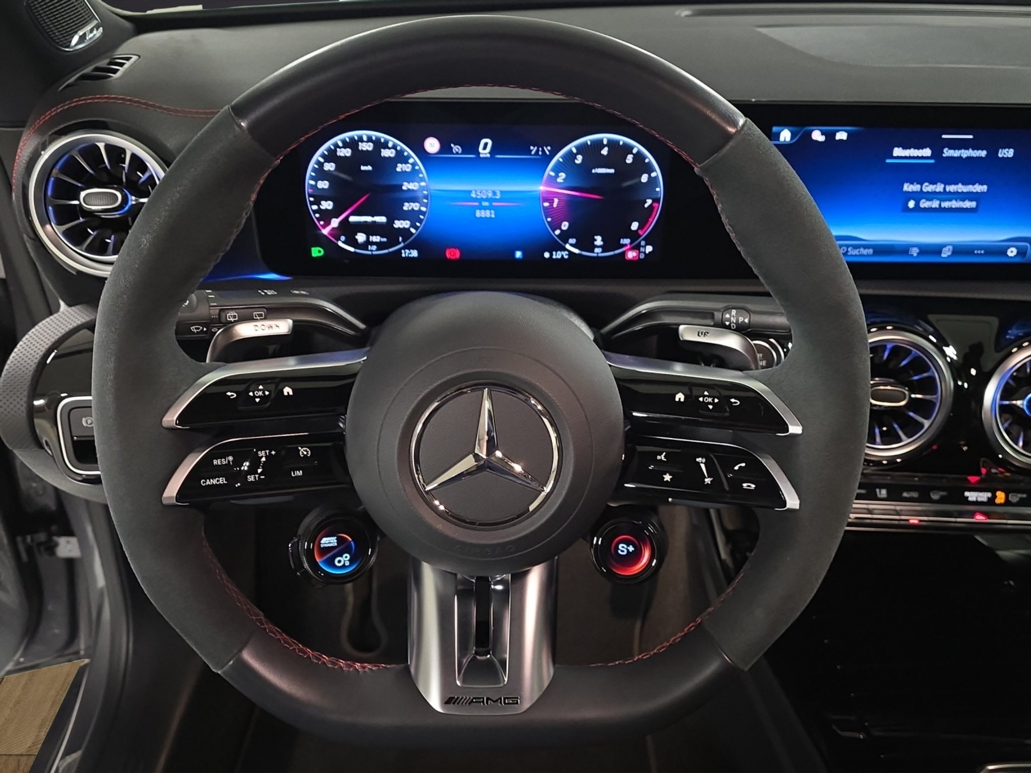 listing desktop thumbnail image 10