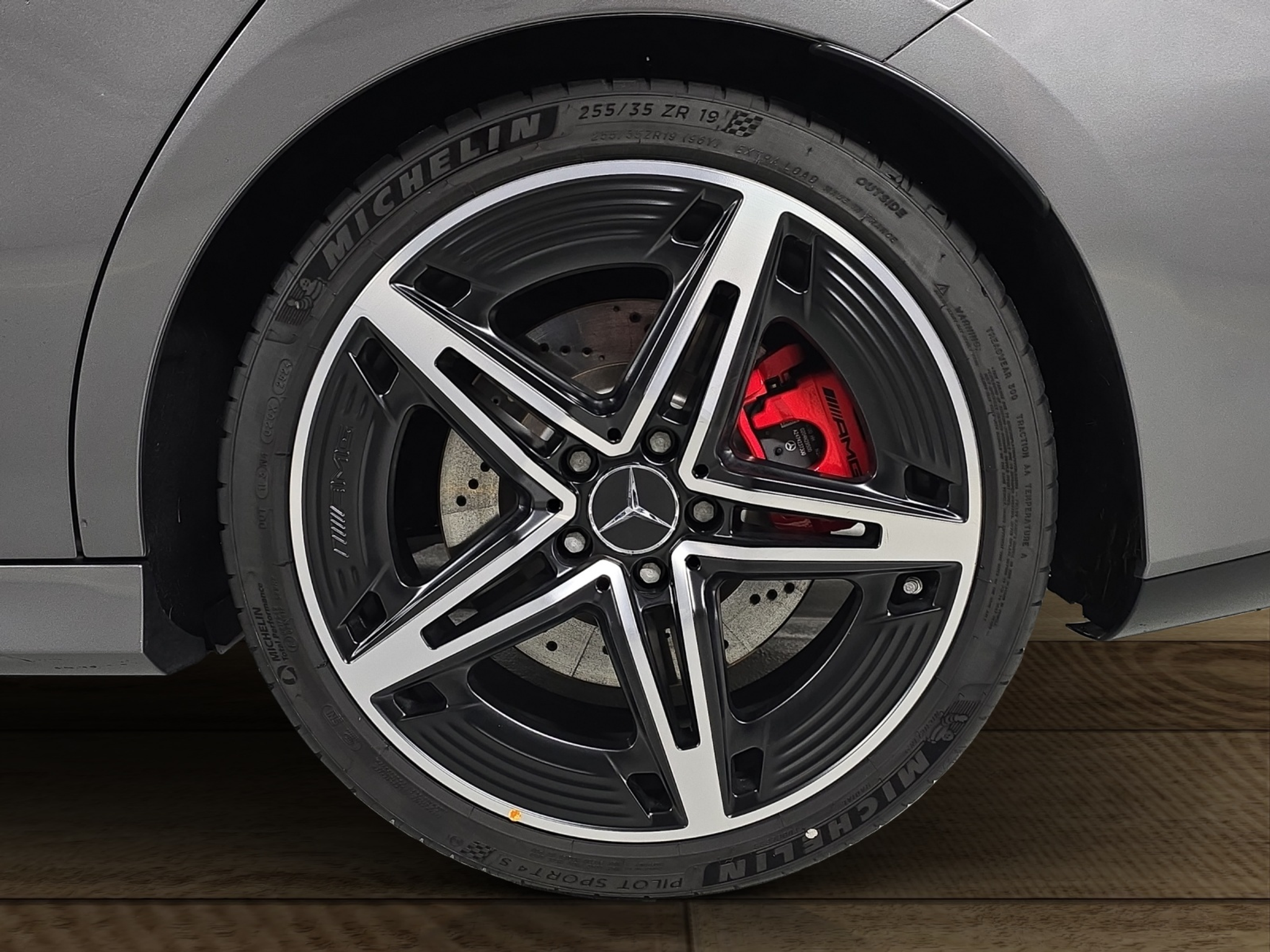 listing desktop thumbnail image 24